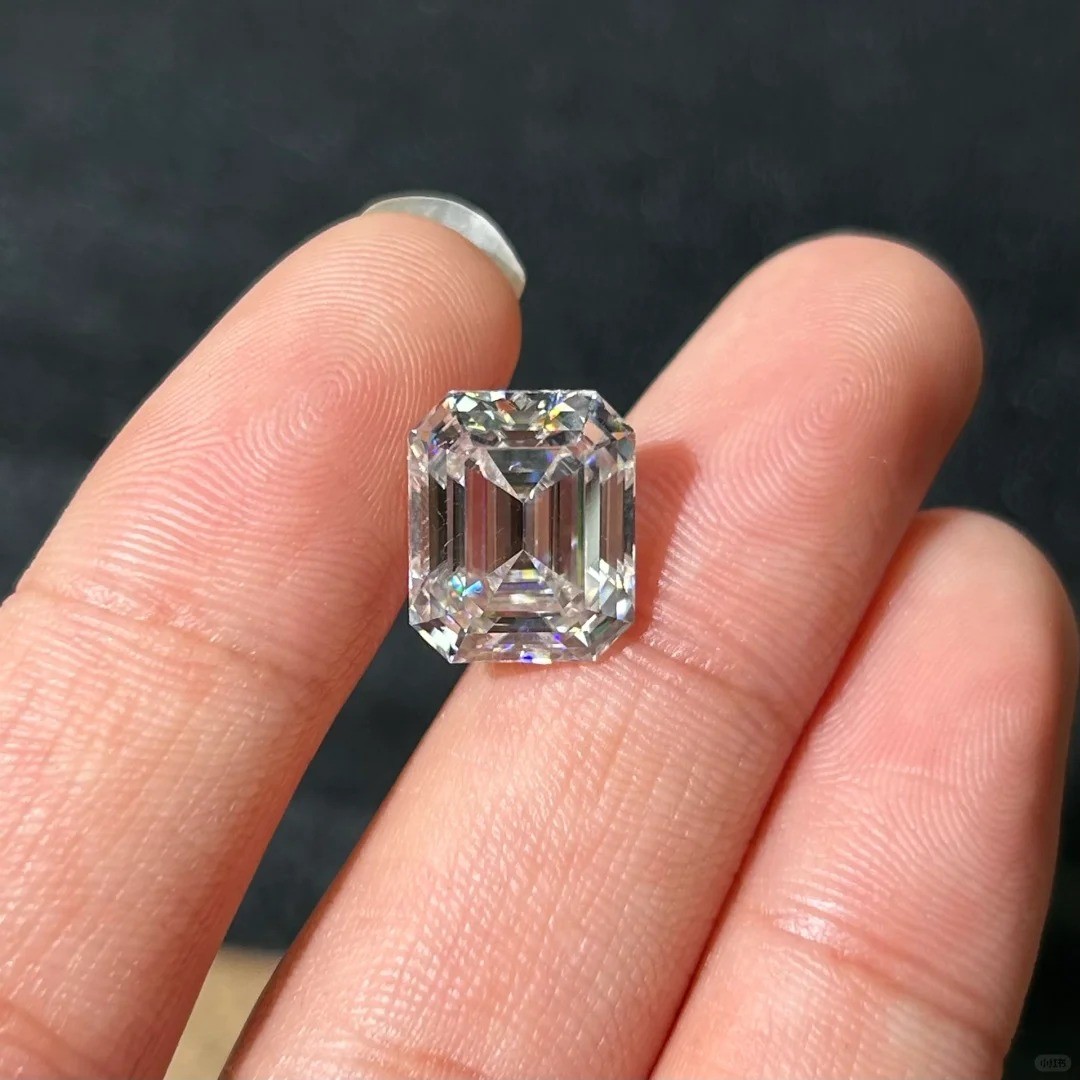 Emerald Cut D Color Loose Moissanite 0.5-10ct VVS1GRA Certificate Excellent Cut
