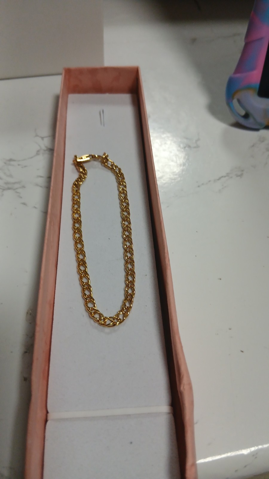 9ct Yellow Gold Bracelet.