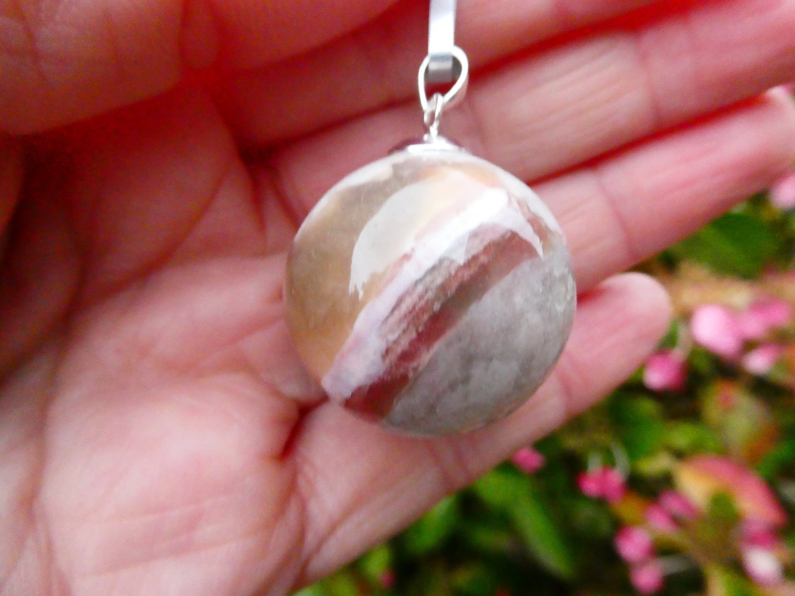 87.5cts Sakura Agate Sterling Silver 26mm Round Pendant Gemporia Info Card Bag