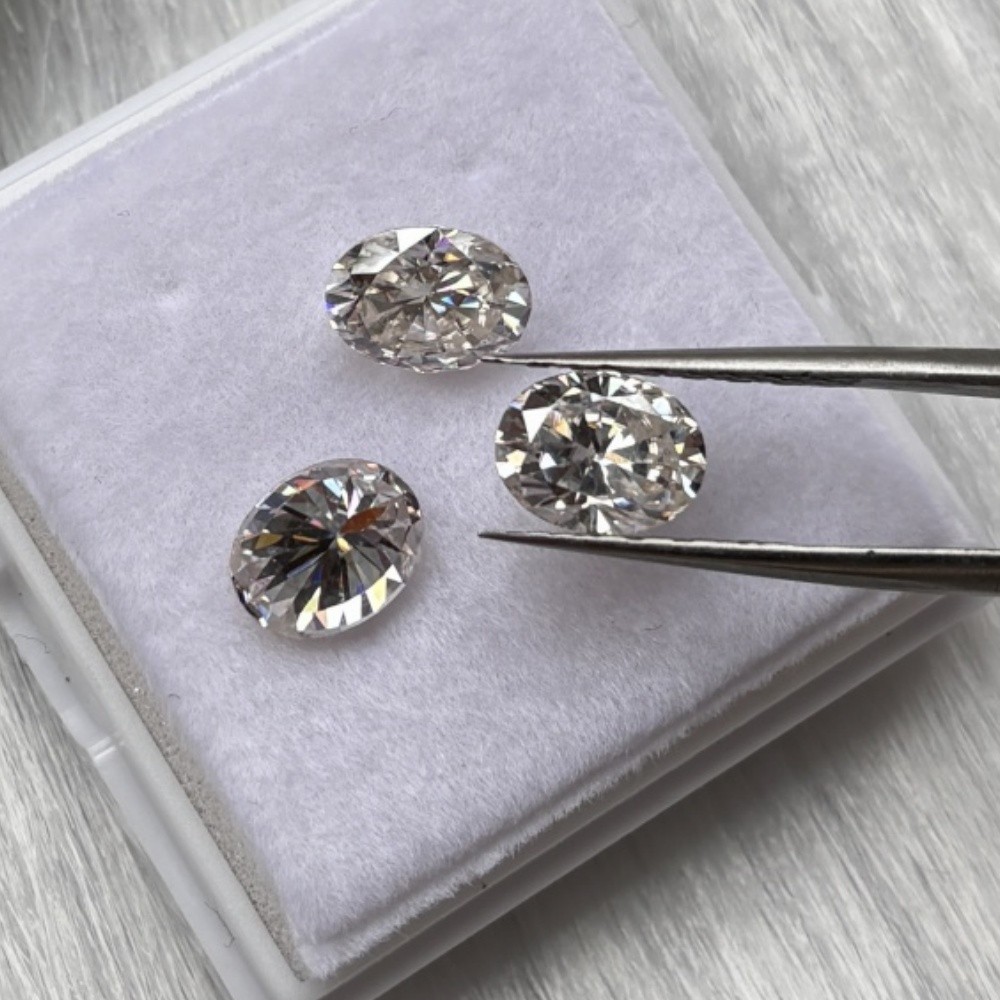 Oval Shaped 1PCS 2x3mm-12x16mm GRA Certificate White Color Loose Moissanite