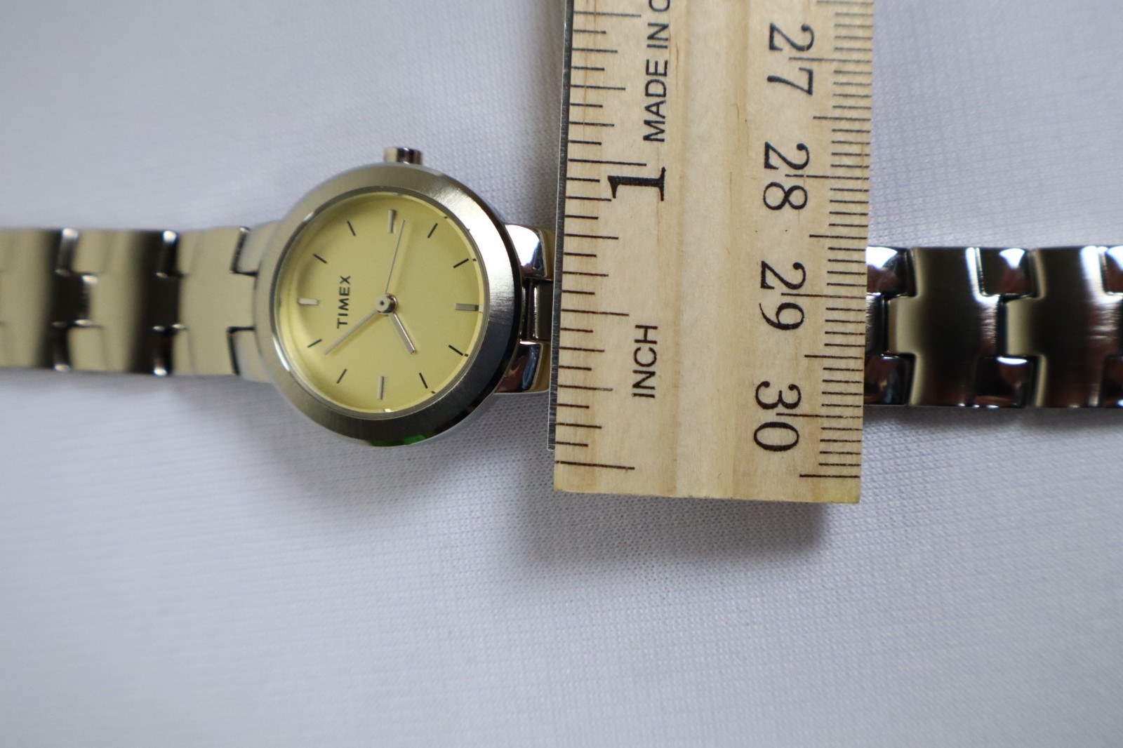 Timex Watch NIB Silver Tone Bracelet Band Needs New Battery ONE YEAR WARRANTY