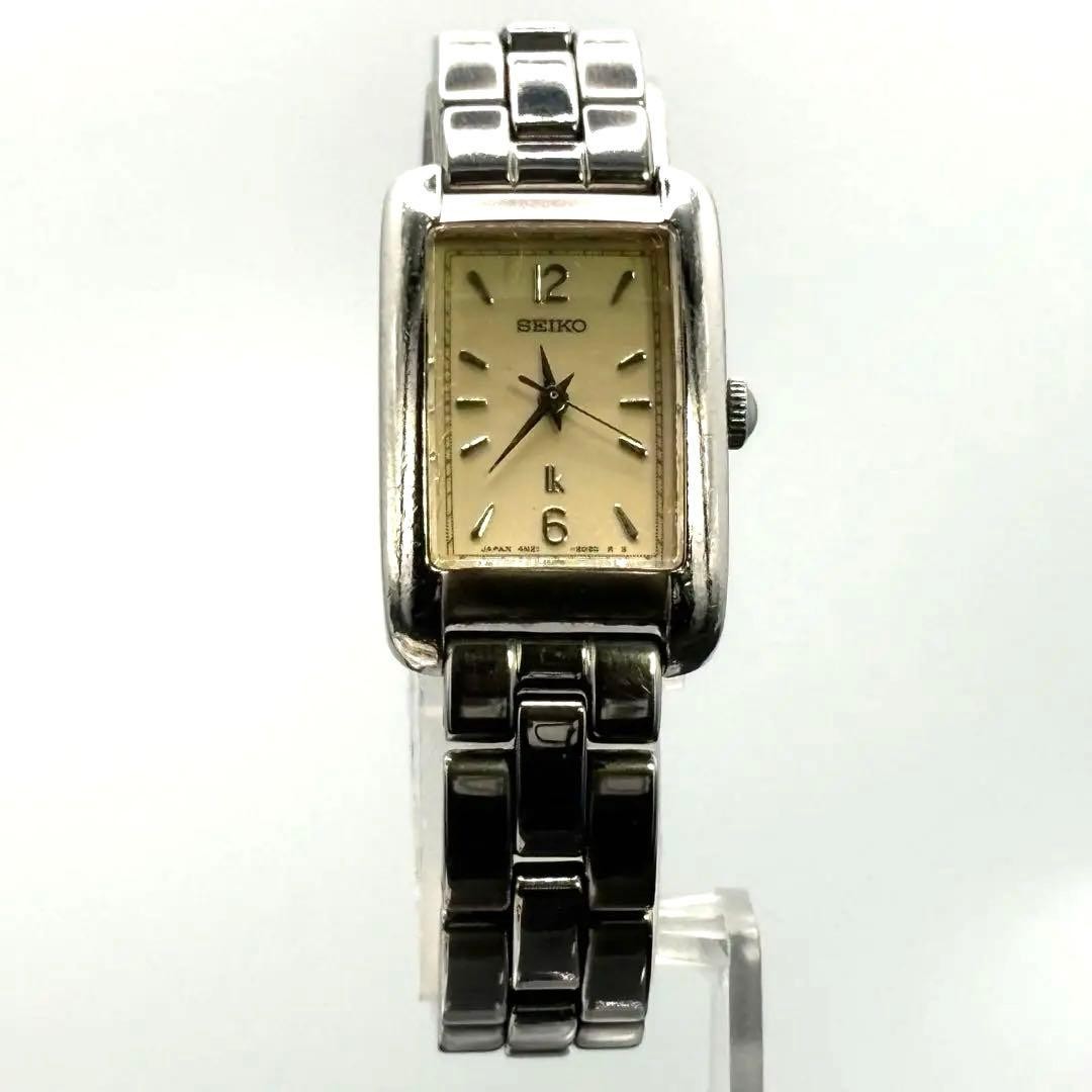 This is a rare SEIKO LUKIA ladies’ watch, with a brand new battery replaceme