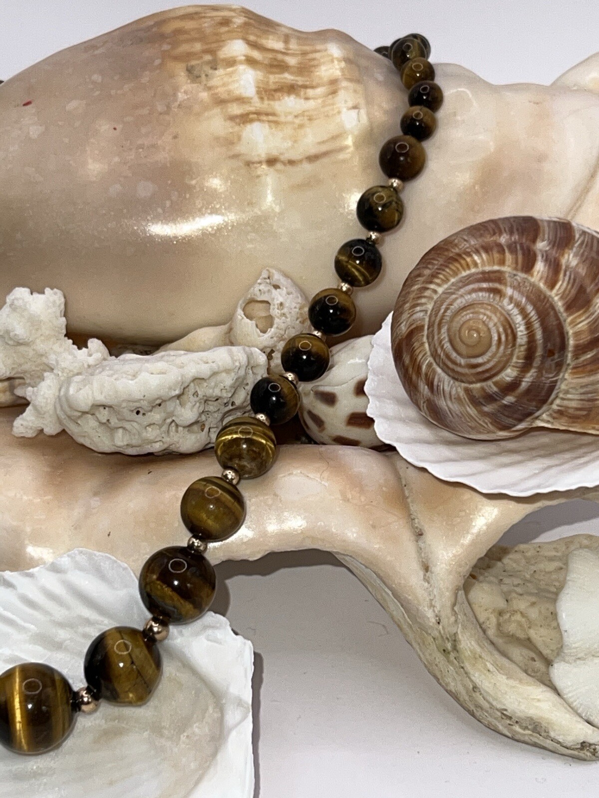 Vintage 10k Yellow Gold Graduated Tigers Eye Bead Necklace 16 Inch 42g Clasp