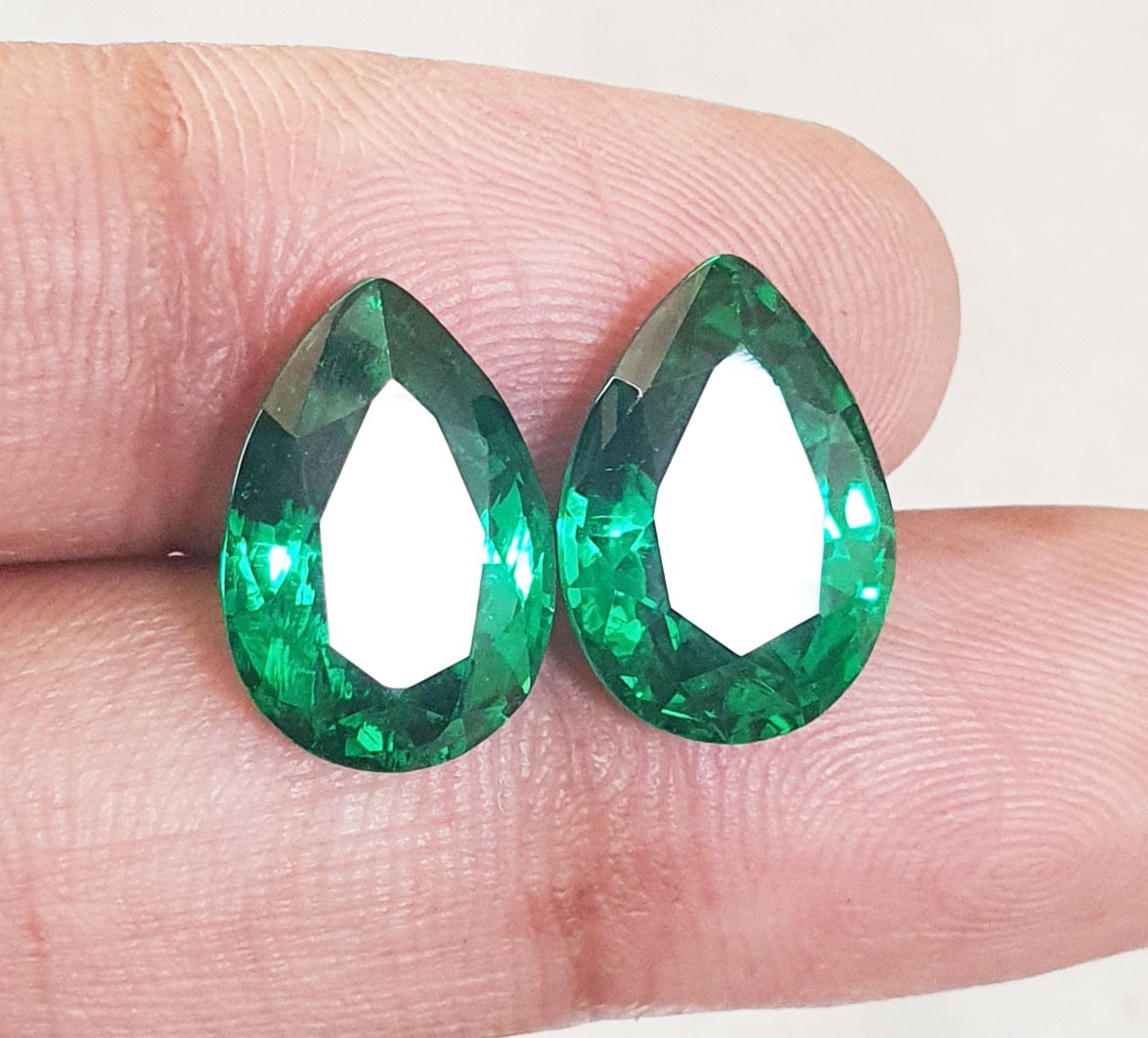 21 Ct Gorgeous Green Zambian Emerald Matching Pair Pear Cut AAA Loose Gemstone
