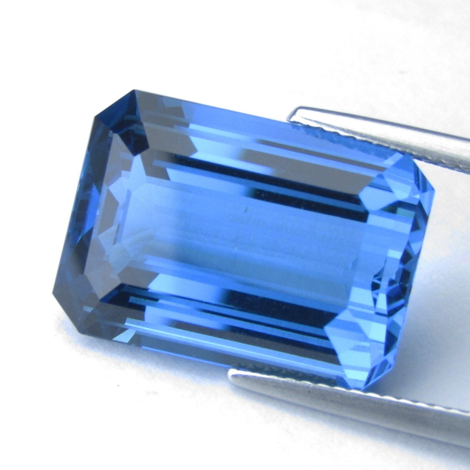 22.44Cts Glorious Natural Top Swiss Blue Topaz Emerald Cut Loose Gemstone