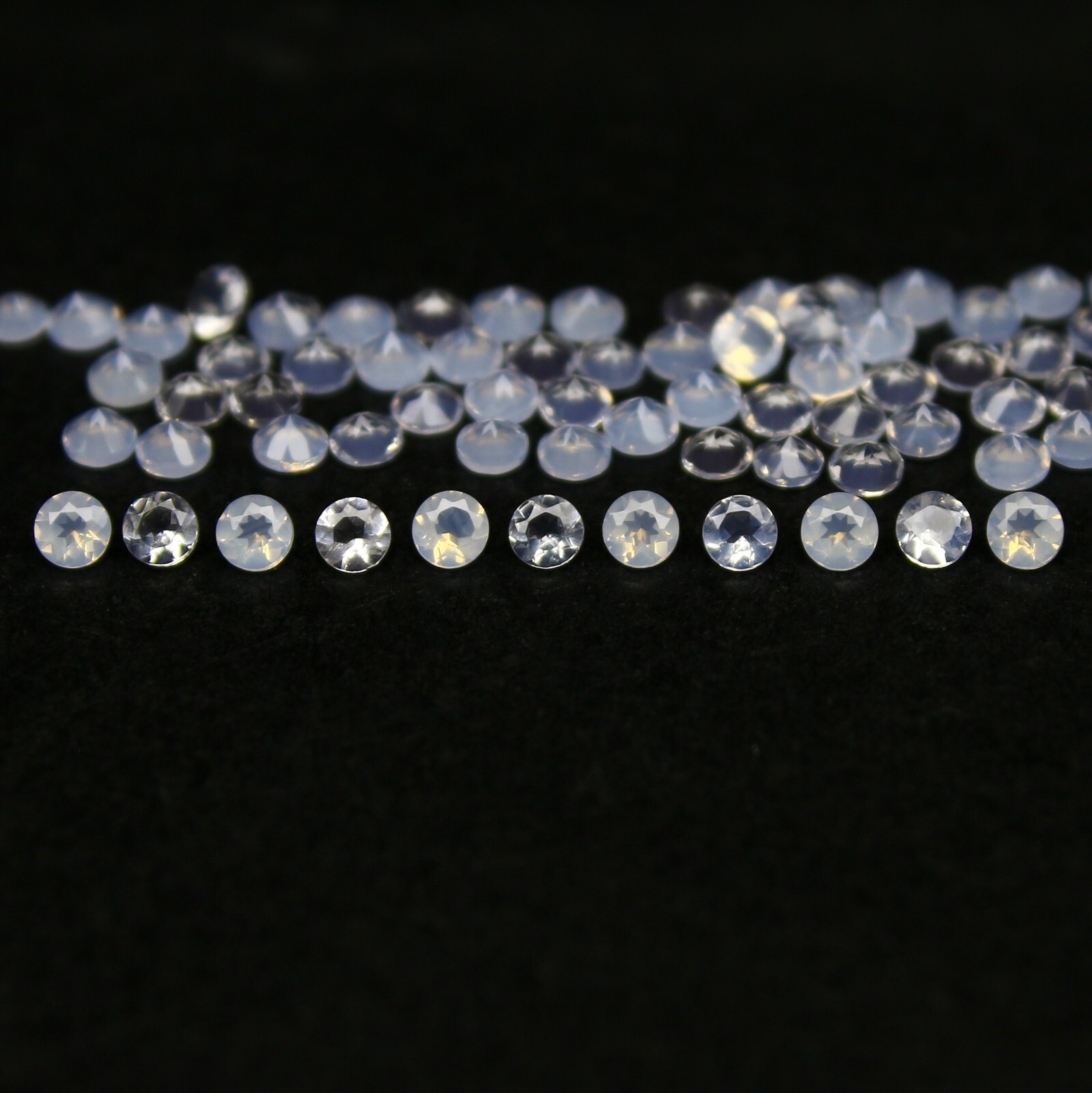 Natural Lavender Quartz 1×1 MM Round Shape Faceted Gemstone