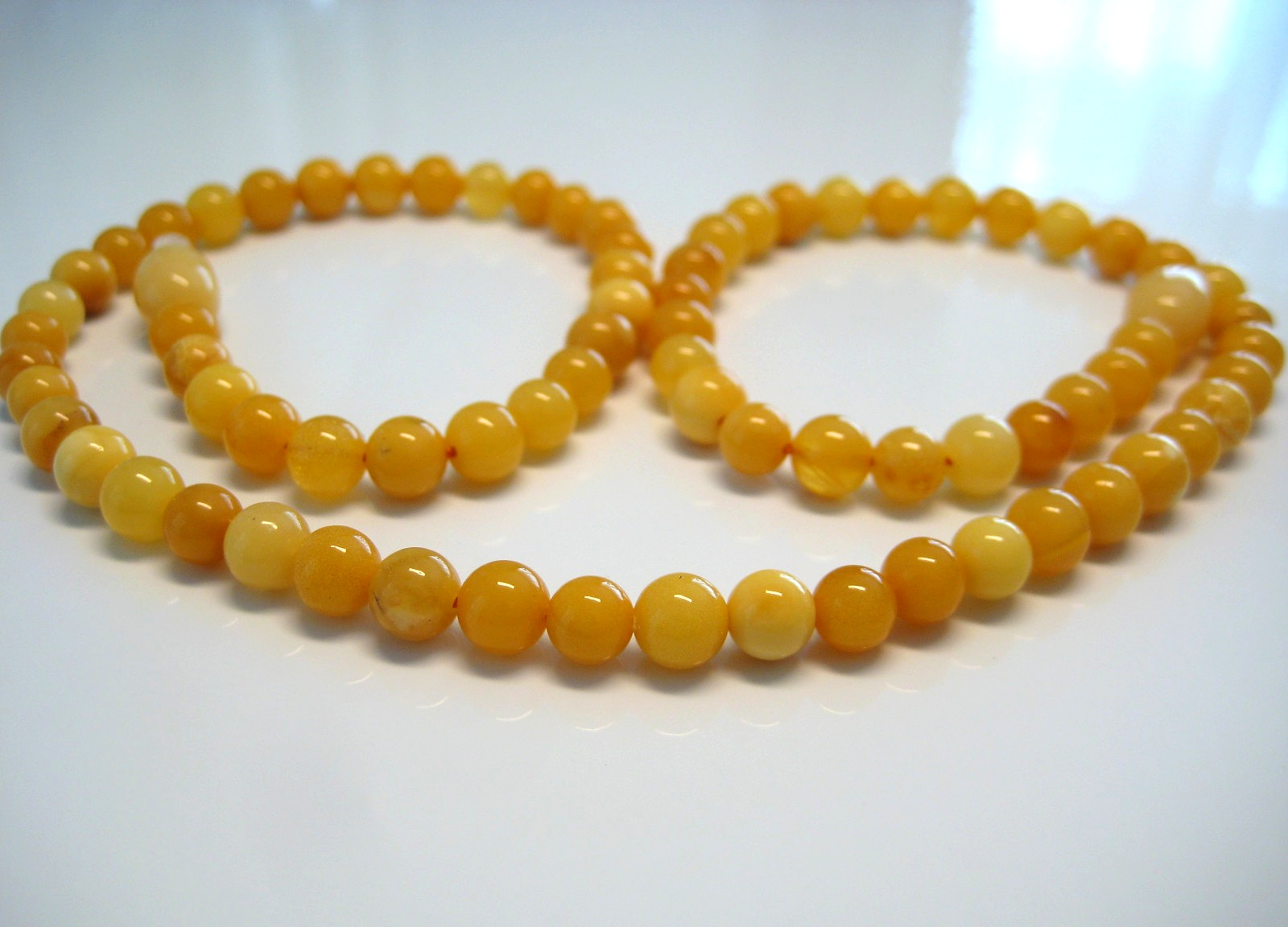 Genuine Round Butterscotch Amber Baltic Amber Necklace 16 inches 75 Beads !!!
