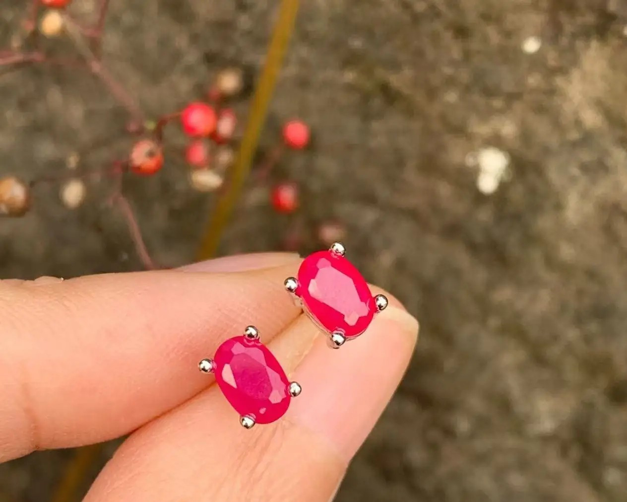 Oval Natural Ruby Earrings Women 925 Sterling Silver Stud Earring Party Jewelry.