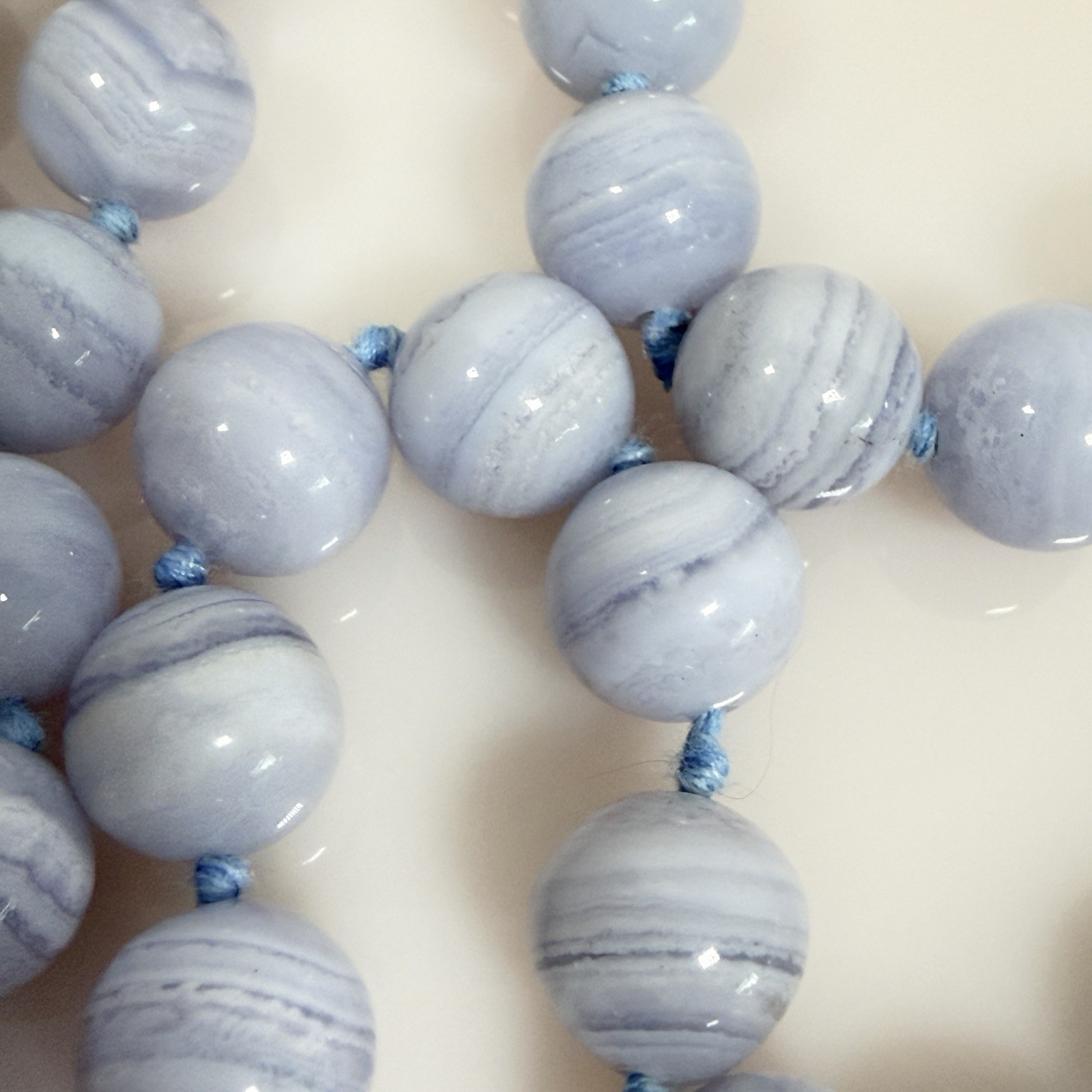 Vintage Blue Lace Agate Beaded Necklace 31″ Endless Strand Hand Knotted 9.7 mm