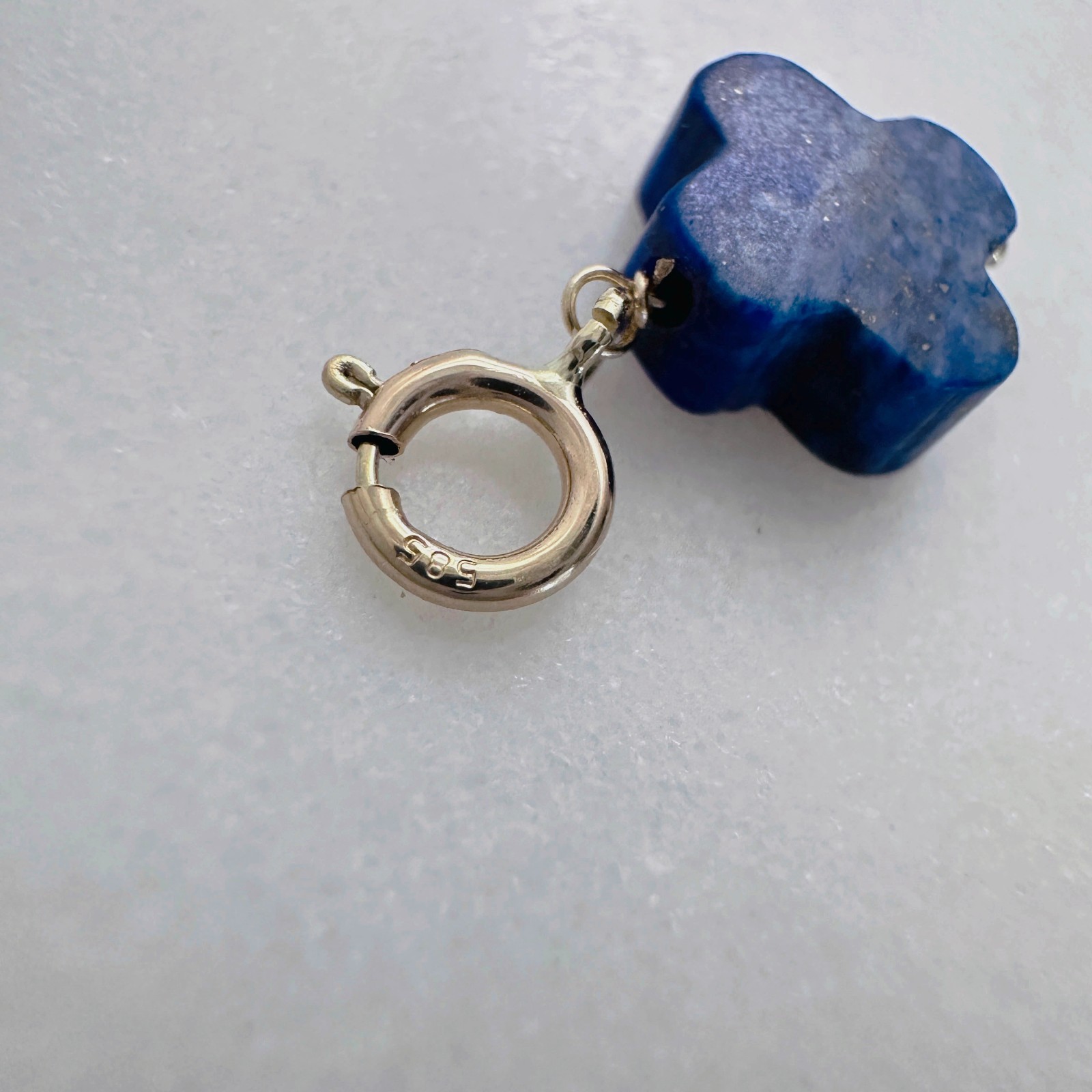 14K Solid Yellow Gold Lapis Lazuli Clover Small Charm Pendant w/Spring Clasp