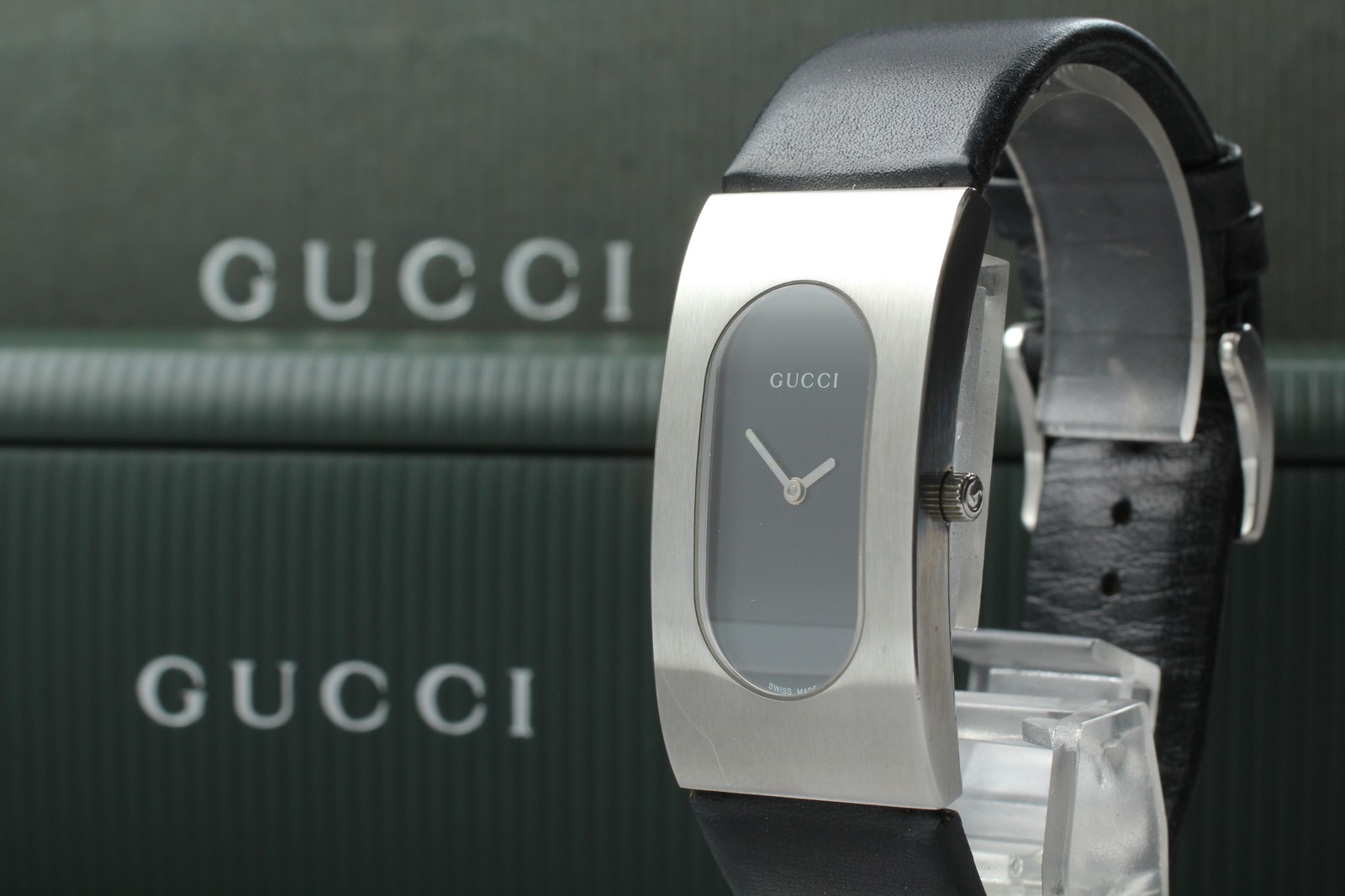 [Near MINT w/Box&Paper] GUCCI 2400L Black Leather Quartz Women’s Vintage Watch