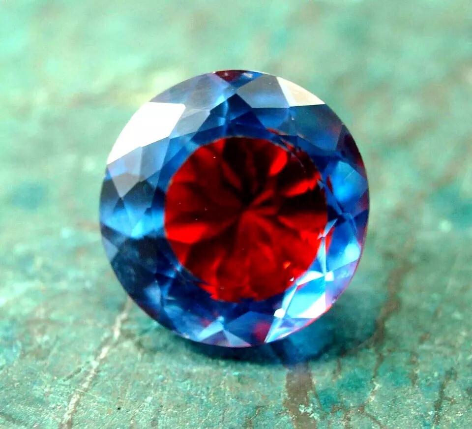 Flawless Natural Pitambari Sapphire Bi-Color Round Cut 12.05 Ct + Loose Gemstone