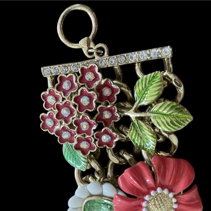 BETSEY JOHNSON Rare Floral Bouquet Gold-Tone Bracelet