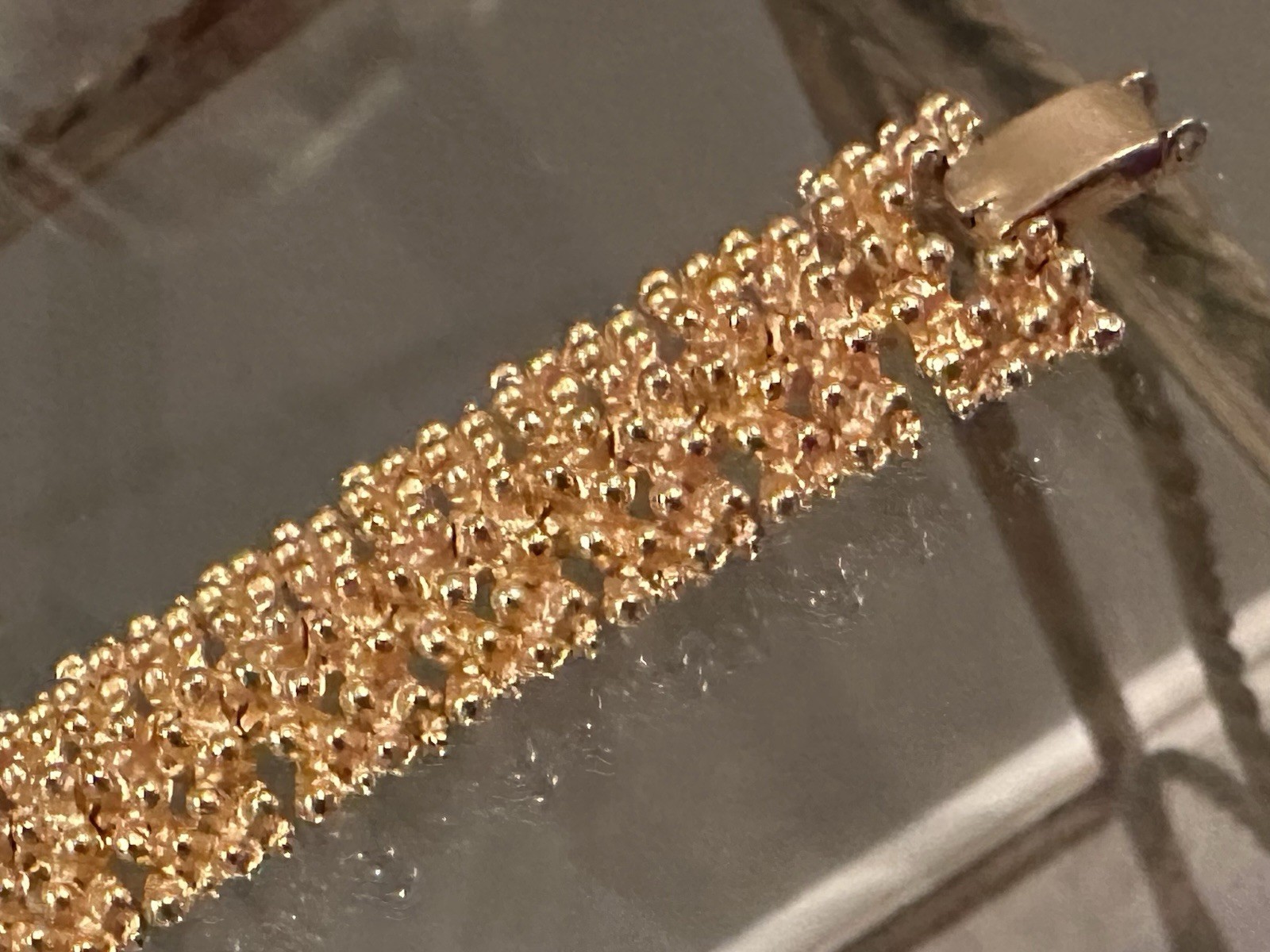 Vintage Signed Sarah Coventry Gold Tone Ballad Beaded Bracelet 7 Inch