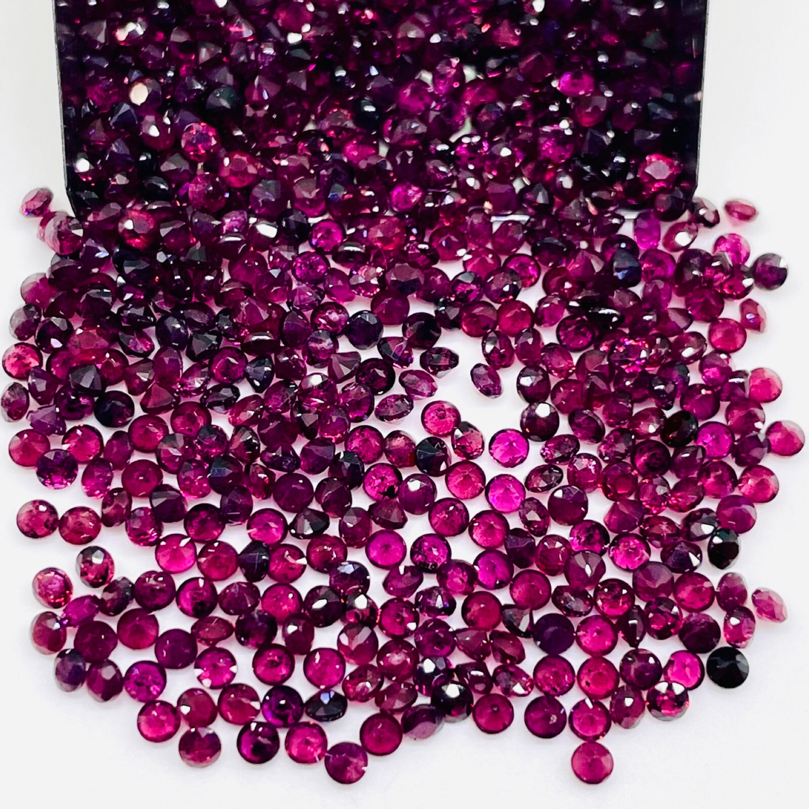 100 Pcs Natural Rhodolite Garnet 2.25mm Round Cut Loose Untreated Gemstones Lot