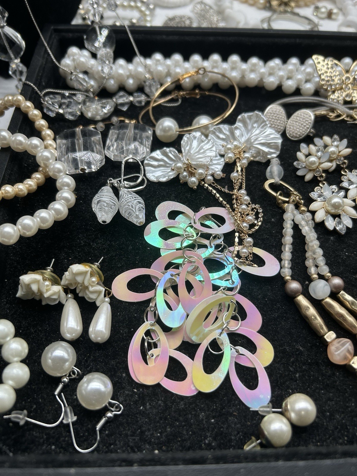 Vntg to Now Pearl Inspired Jewelry Lot All Wearable 8+ Lbs, 147 Pc #314