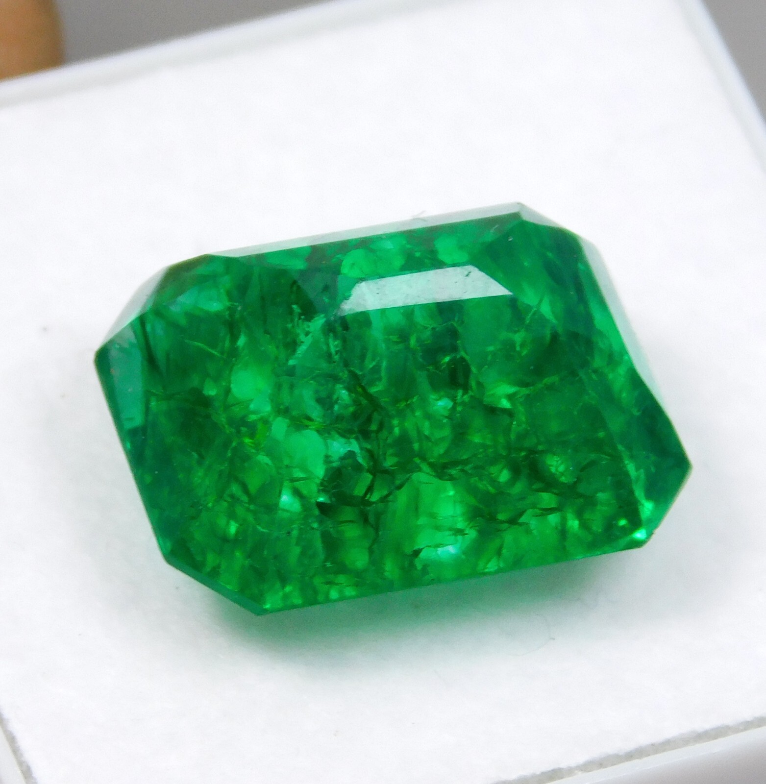Certified Natural Colombian Green Emerald 11.15 Ct Emerald Cut Loose Gemstone