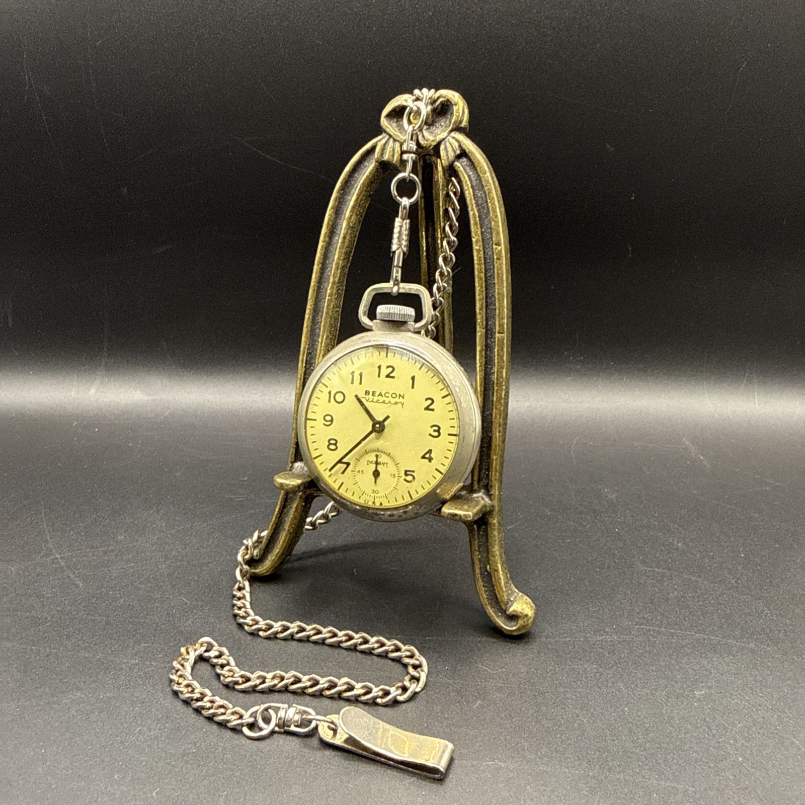 VINTAGE Beacon VICEROY POCKET WATCH Runs But Needs Servicing. See description