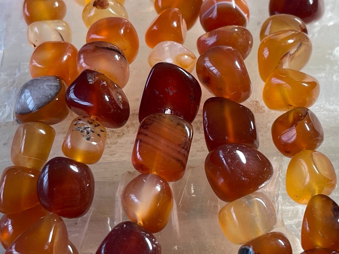 Natural Agate/Carnelian Beads Strands Tumbled Stone Nuggets 7~15×3~15mm.Hole 1mm