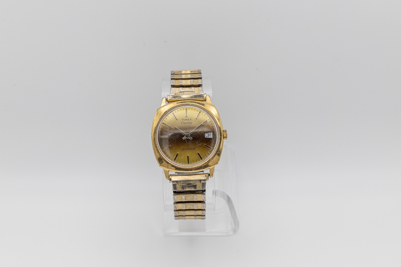 Vintage Timex Electric Dynabeat Gold Tone Watch Great Britain – Running