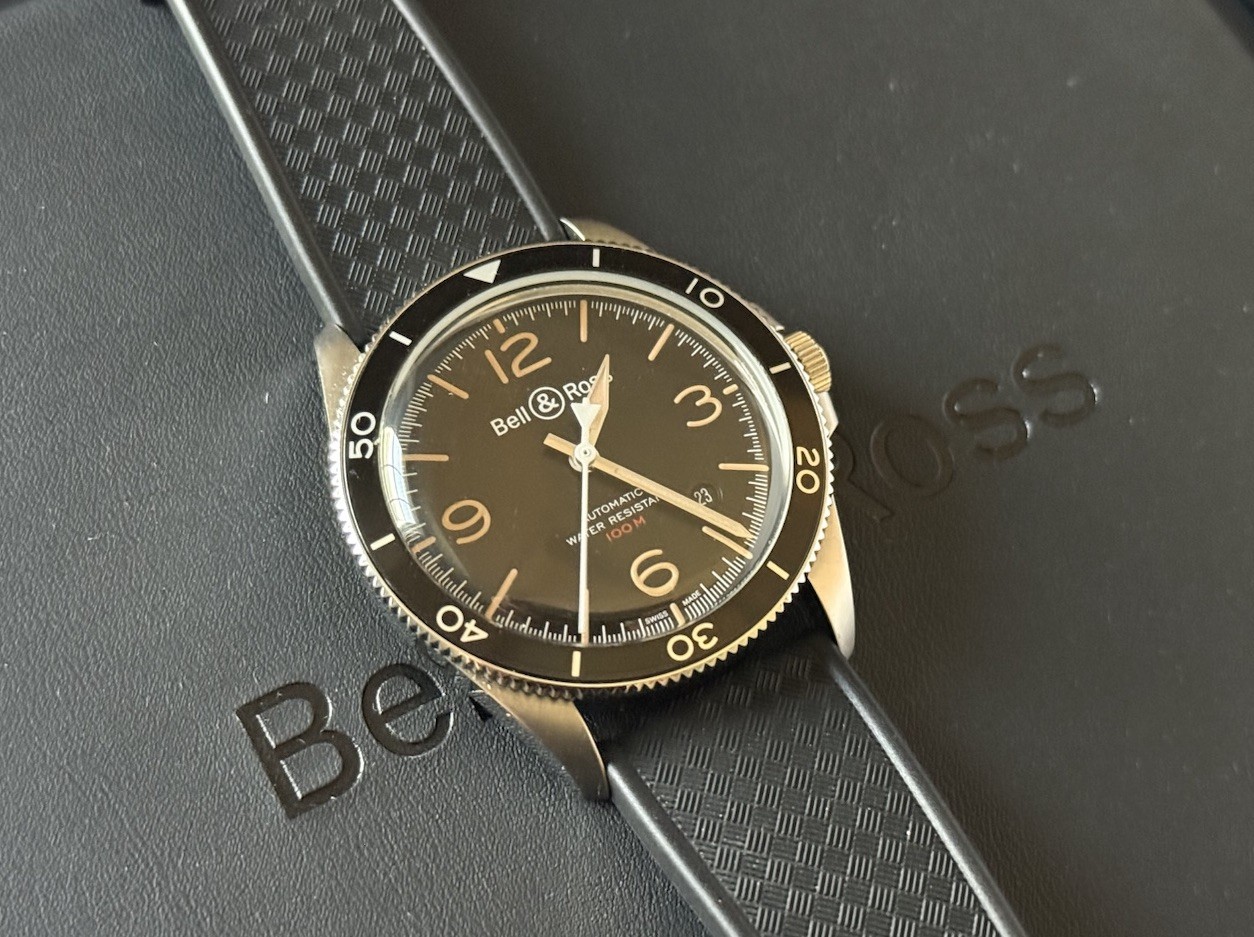 Bell & Ross BR V2-92 Automatic Diver 41mm Black Dial Rubber Strap 100m