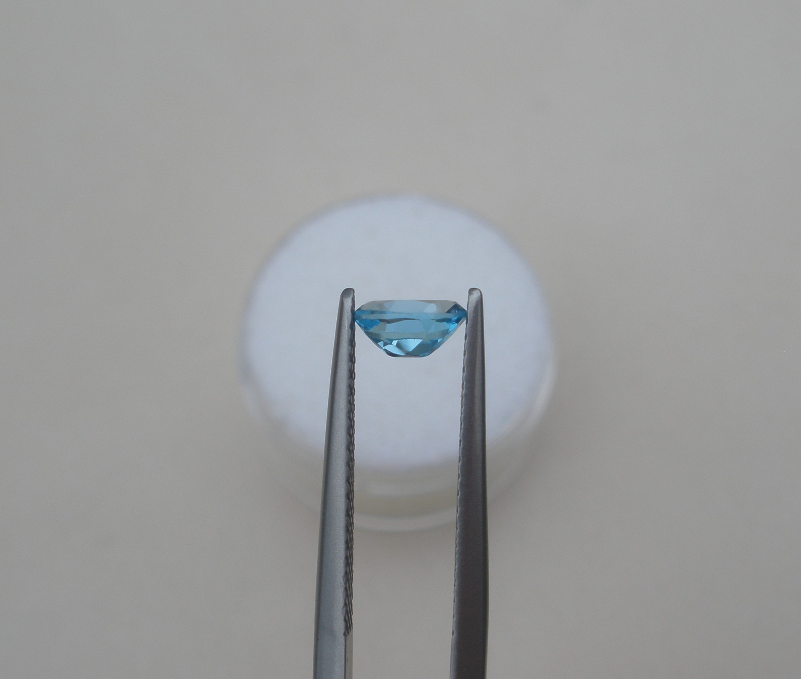 Swiss Blue Topaz Oval Faceted Loose Natural Gem 6x4mm