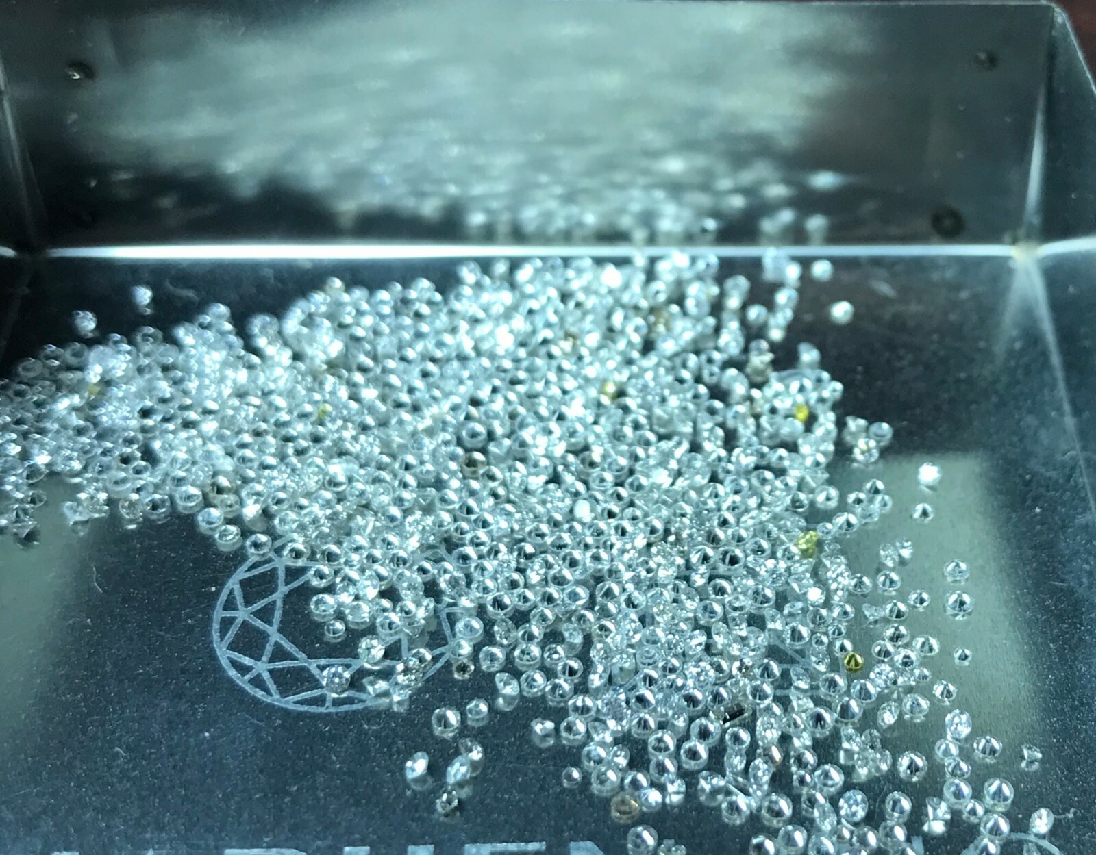 1 Carat 1.5MM WHITE BRILLIANT CUT ROUND POLISHED DIAMONDS 0.015 PTS