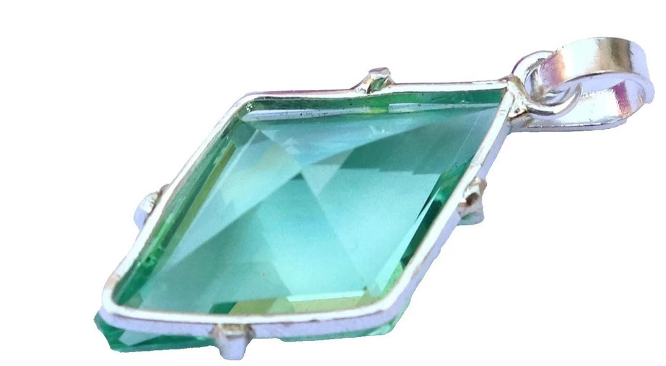 24.55 Ct Natural Green Sapphire Fancy Gemstone Pendant Sterling Silver Jewelry