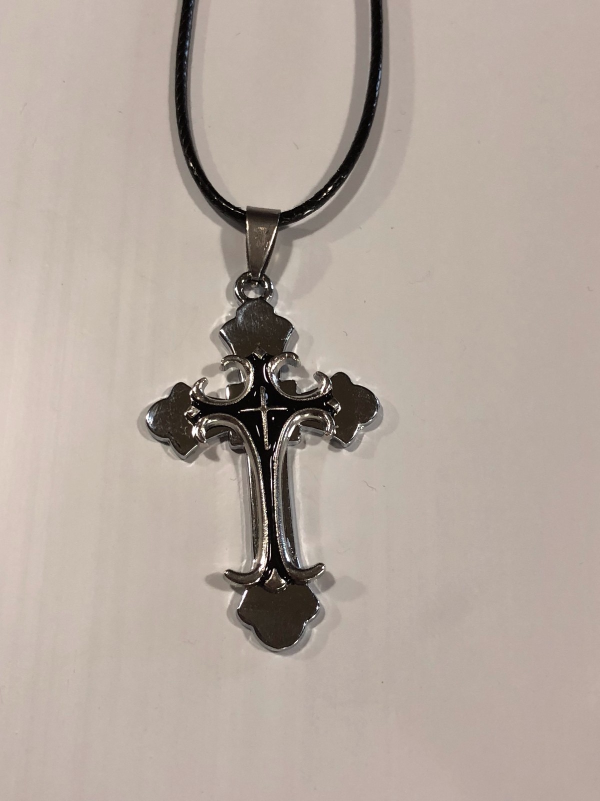 Cross Pendant Necklace Unisex Crucifix Men Women With Chain