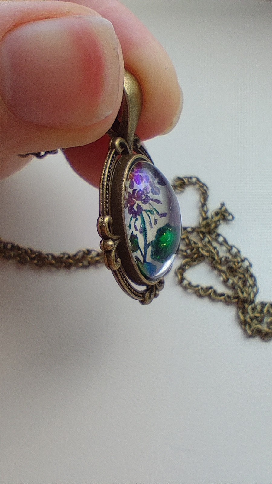 Handmade Reverse Carved Acrylic Pendant Necklace Vintage Bronze Purple Flower Ar