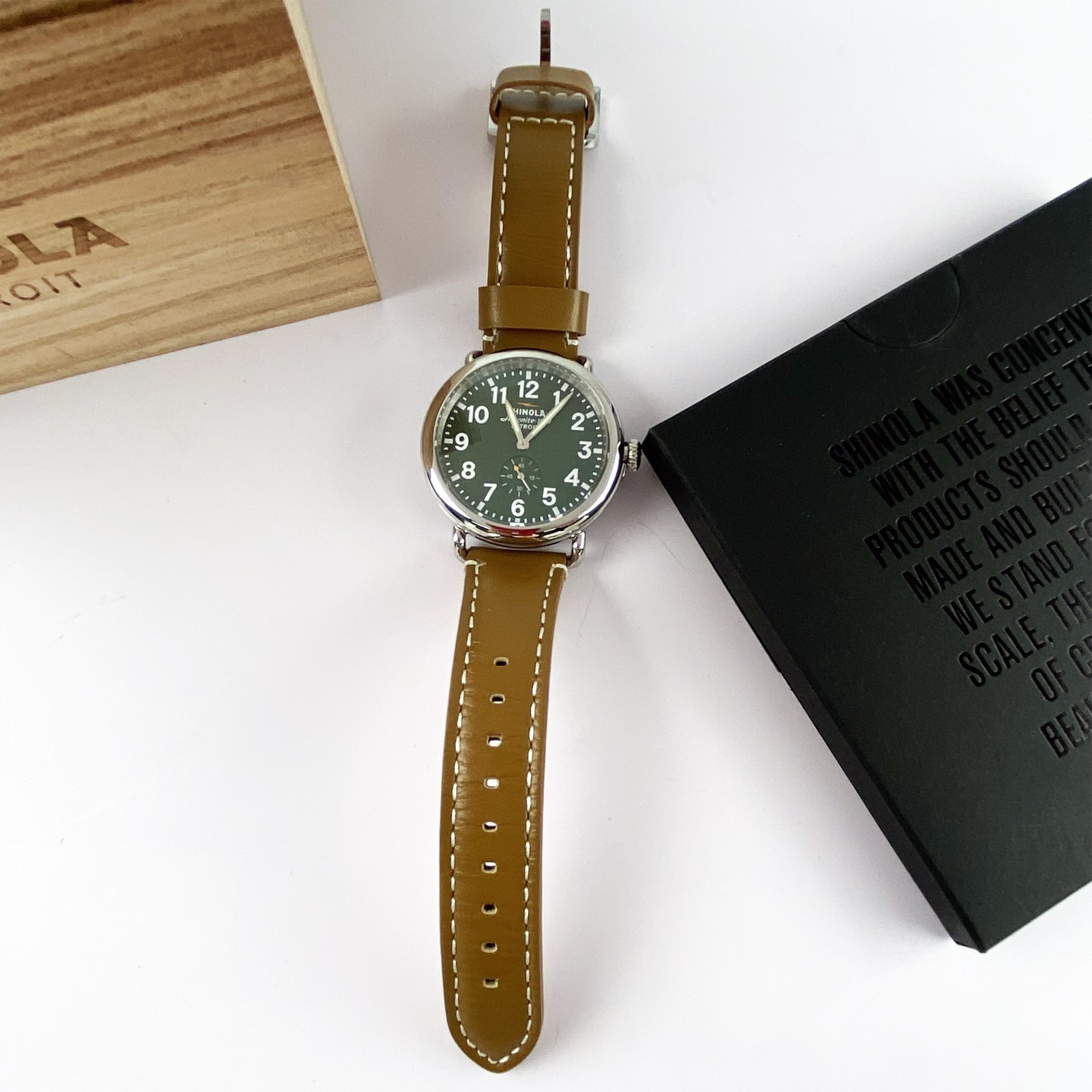 Shinola The Runwell Green Dial and Tan Leather Strap Men/Women Quartz Watch 41MM