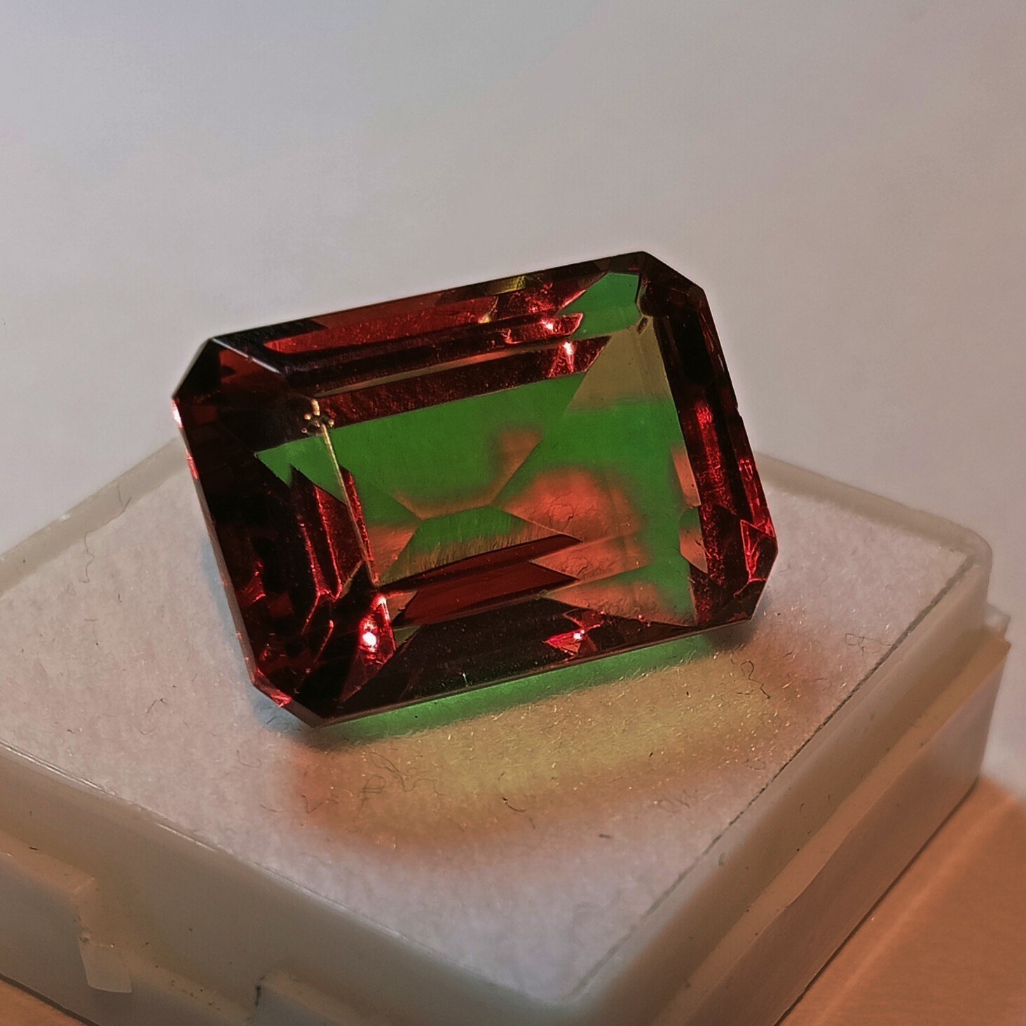 Alexandrite Natural Color Change 18-20Ct Certified Emerald Cut Loose Gemstone