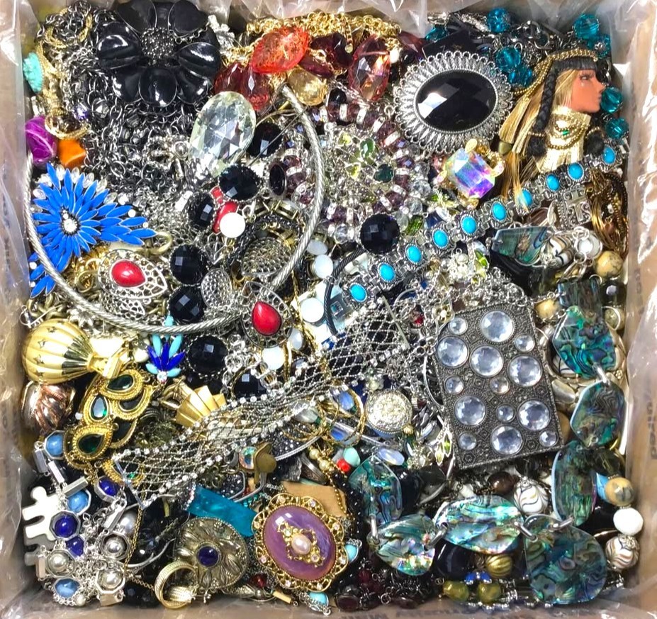 3 Lbs Unsearched Jewelry Lot VTG & Now Junk & Wear & Resell Tangled BIG FUN HUNT