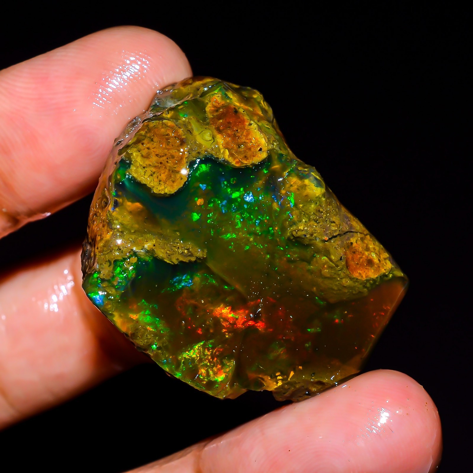 66 Ct Fire Opal Ethiopian Natural Oil Rough Gemstone For Jewelry 31x28x17 mm