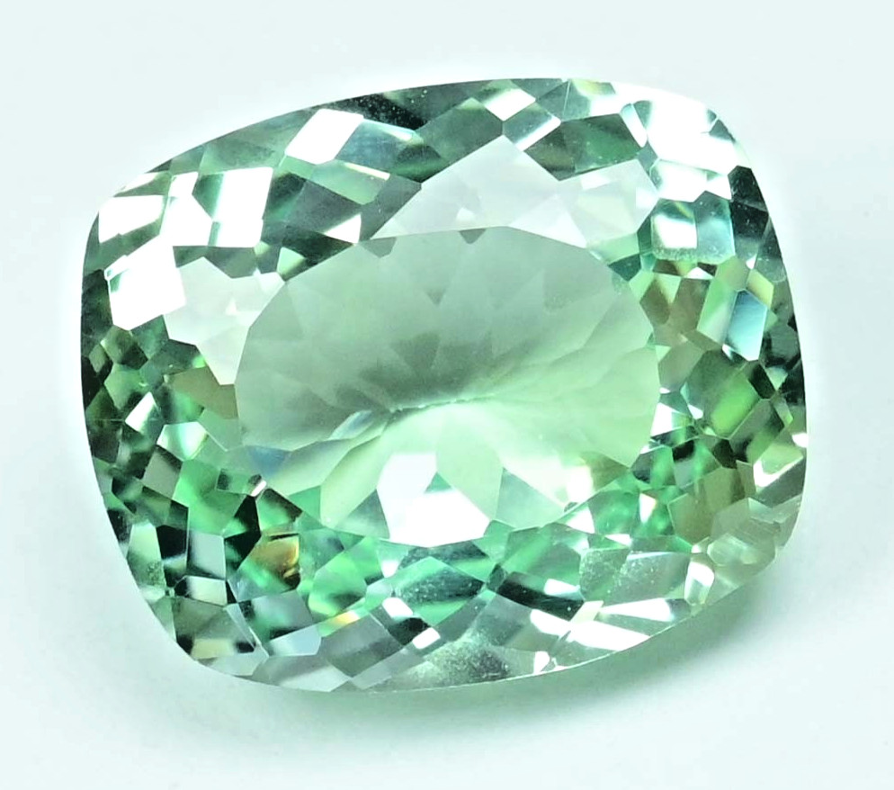 Flawless Natural Green Montana Sapphire 13.75 Ct Cushion Cut Certified Gemstone