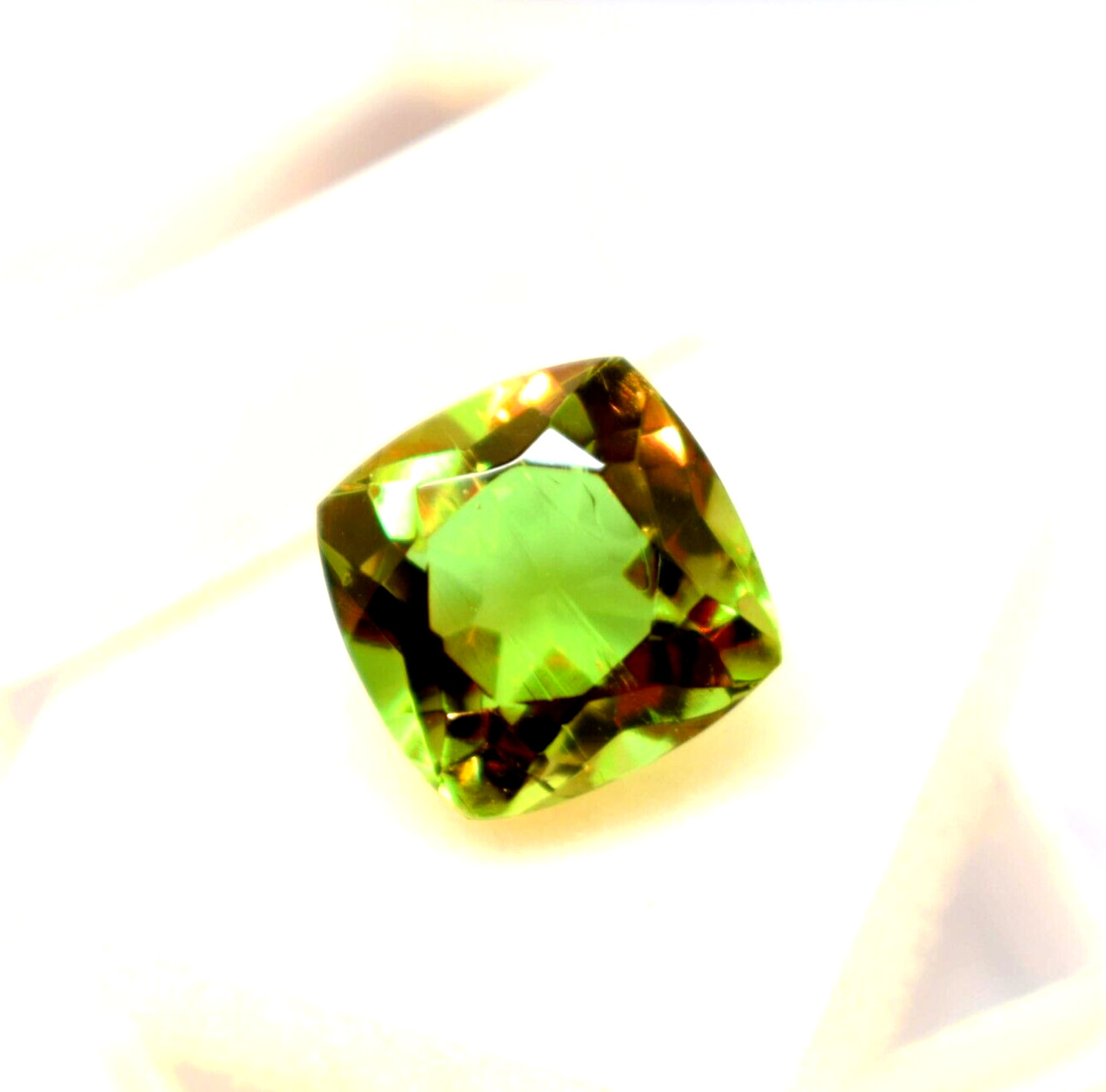 8 Ct AAA+ Gemstone Cushion Cut Certified Color Changing Natural Alexandrite