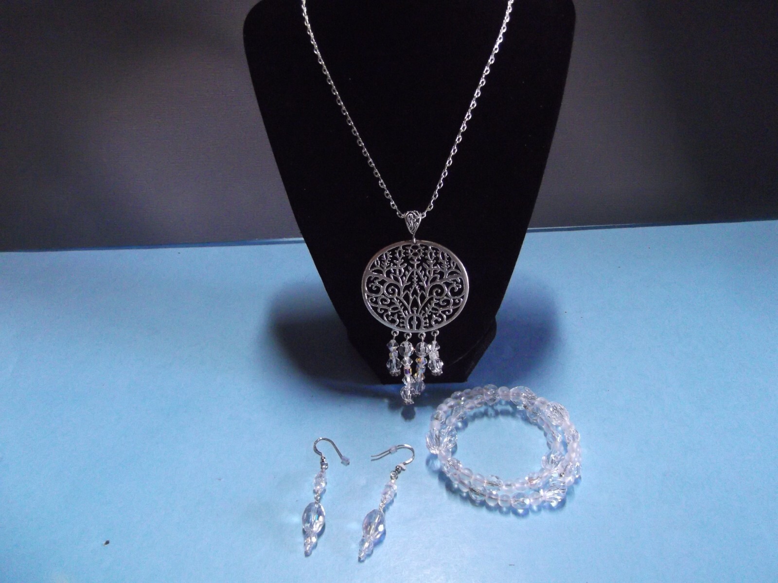 Jewelry Jill MacKay Sterling Plated 9″in Necklace/Glass Beaded Bracelet/Earring