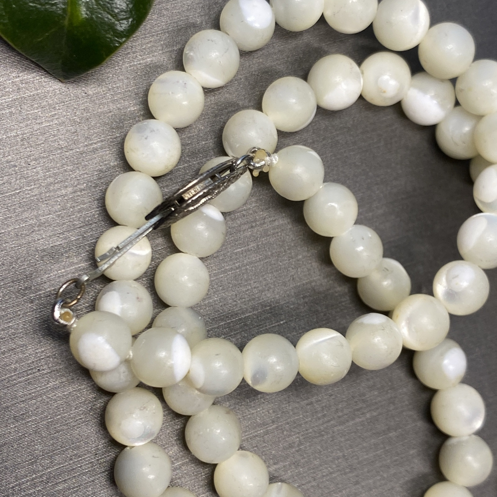 Vintage Art Deco Necklace Estate Fine Jewelry Pre-owned MOP Pearl Bead Sterling