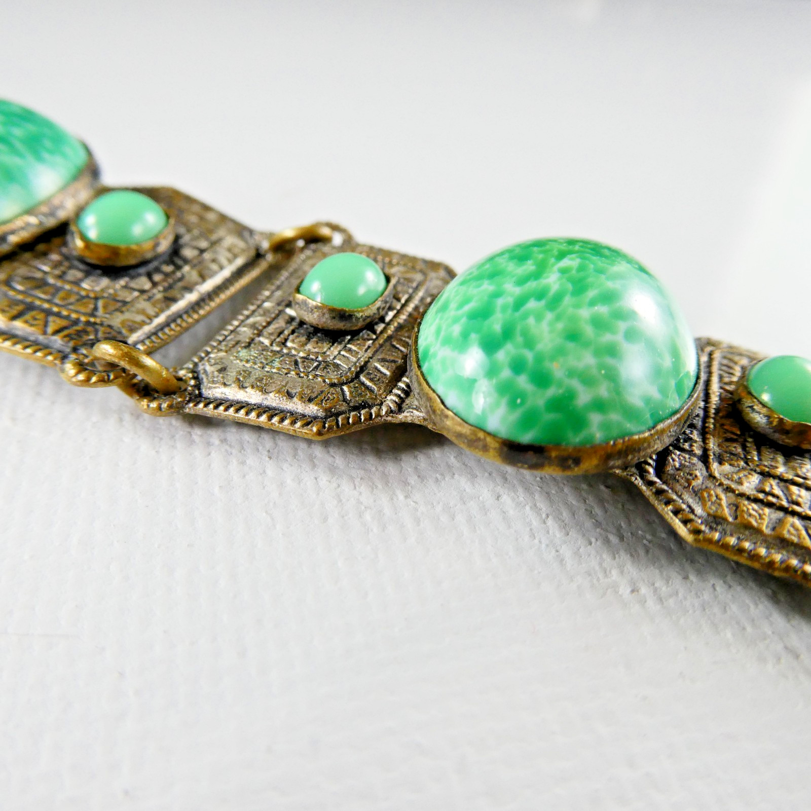 Vintage Czech Ornate Brass Tone Bracelet Filigree Links Peking Glass Cabochons