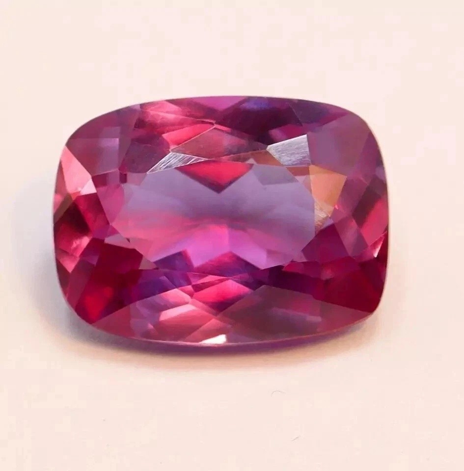 AAA 9.55 Ct Lab-Created Flawless Purple Pink Montana Sapphire Cushion Cut
