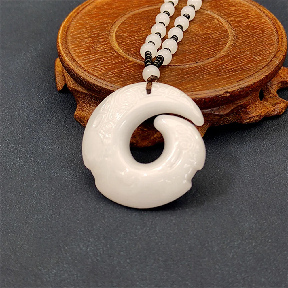 Green Jade Chinese Hand-Carved Dragon Jade Pendant Vintage Amulet Necklace