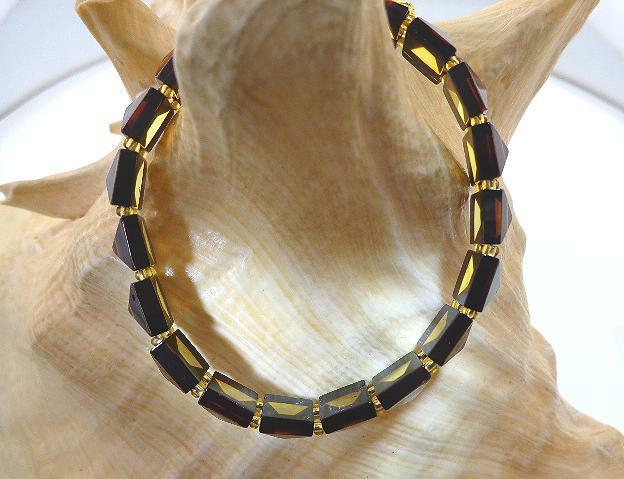 8MM BALTIC SEA FACETED SQUARE PYRAMID BURNT HONEY AMBER STRETCH BRACELET 7.0″