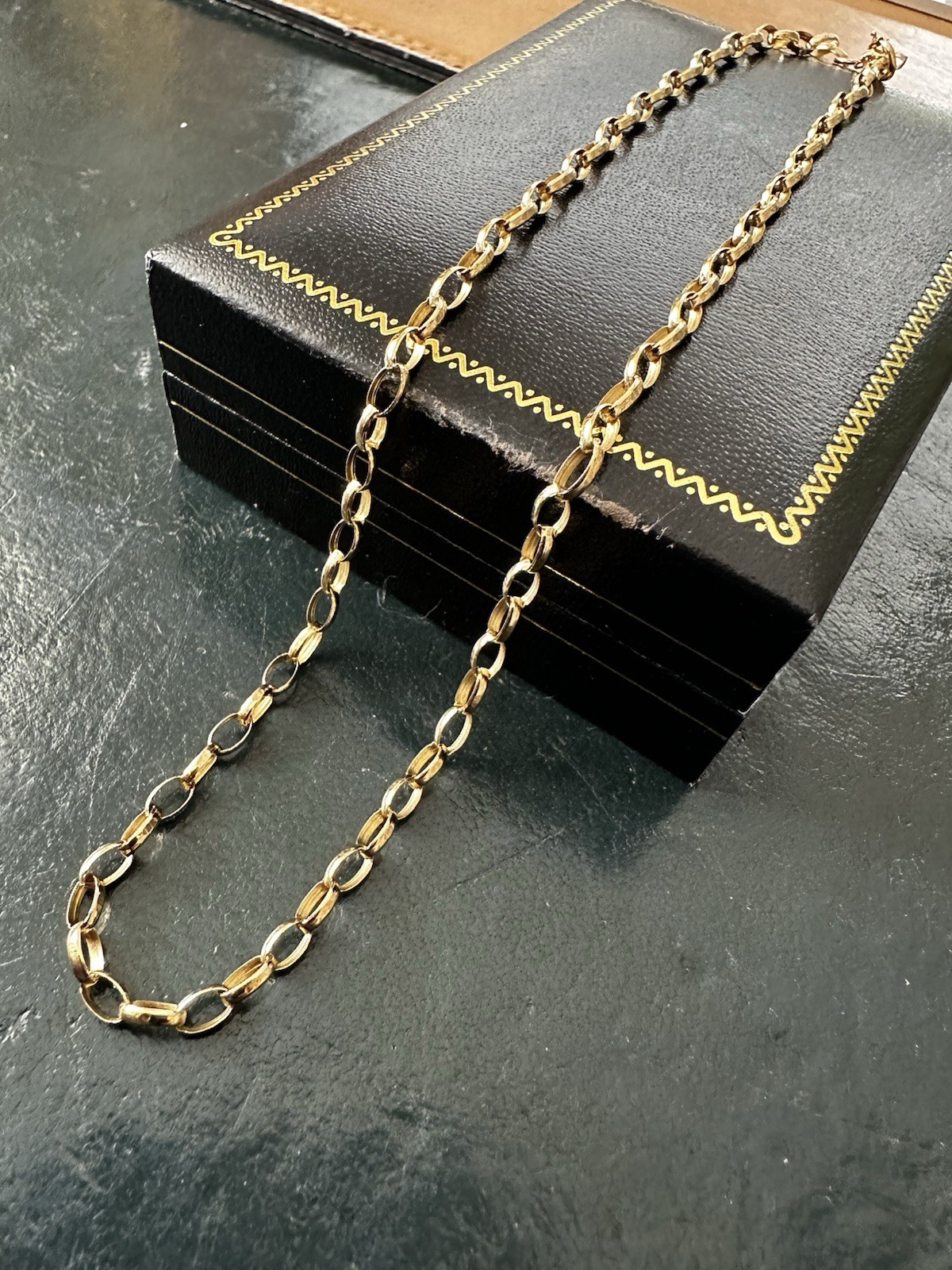Vintage 9K Gold Belcher Choker Chain Necklace 3.65g B’ham Hallmark Unisex, Boxed