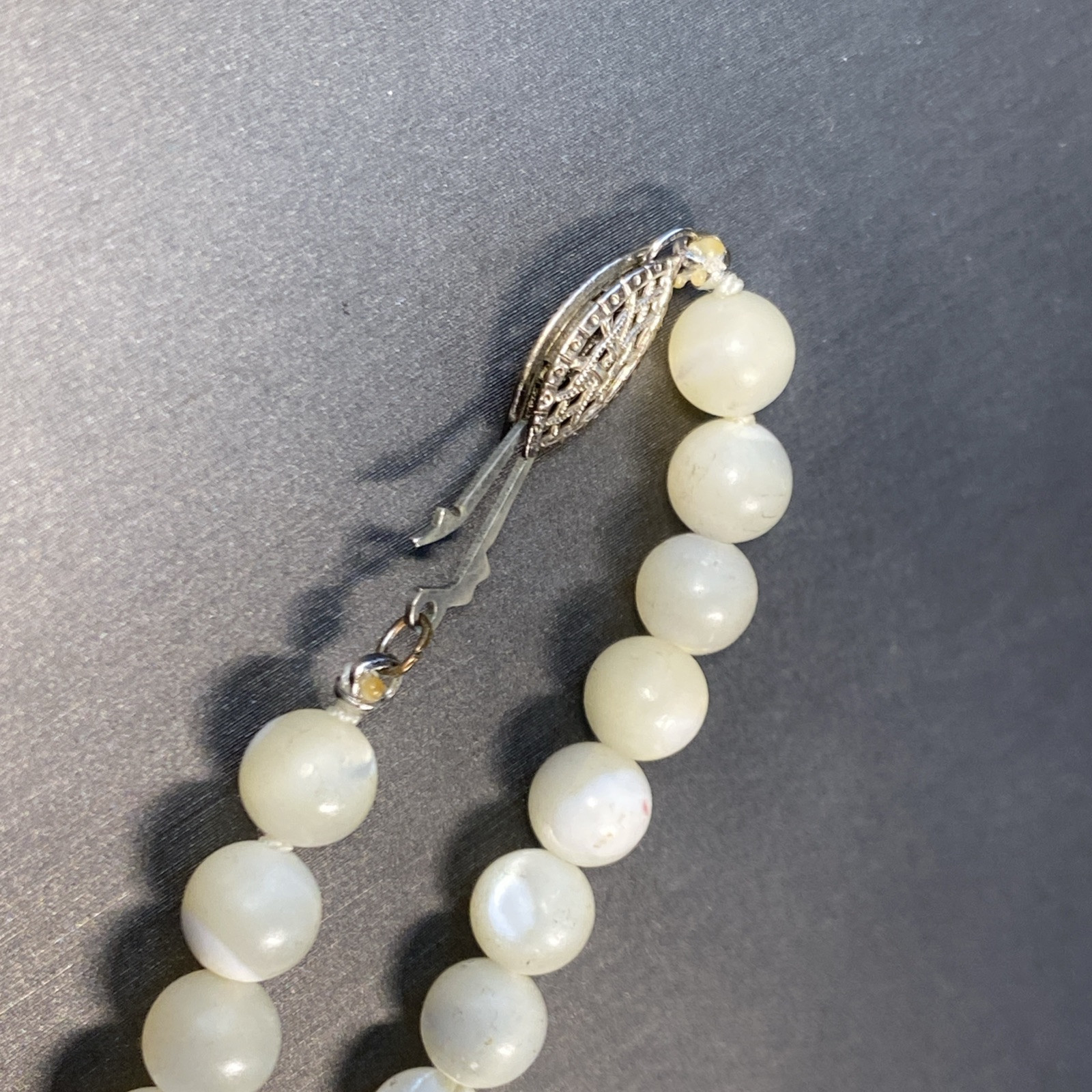 Vintage Art Deco Necklace Estate Fine Jewelry Pre-owned MOP Pearl Bead Sterling