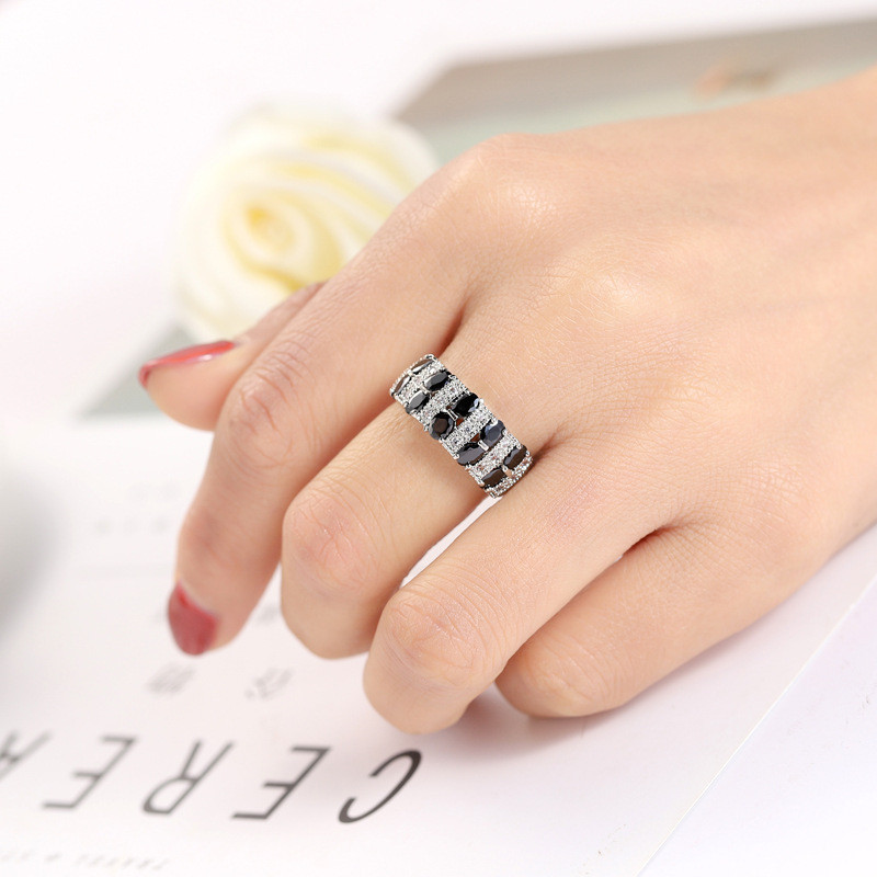19.50 Cts White And black Color Onlyx Fire Topaz Gemstone Silver Woman Sz 6-10