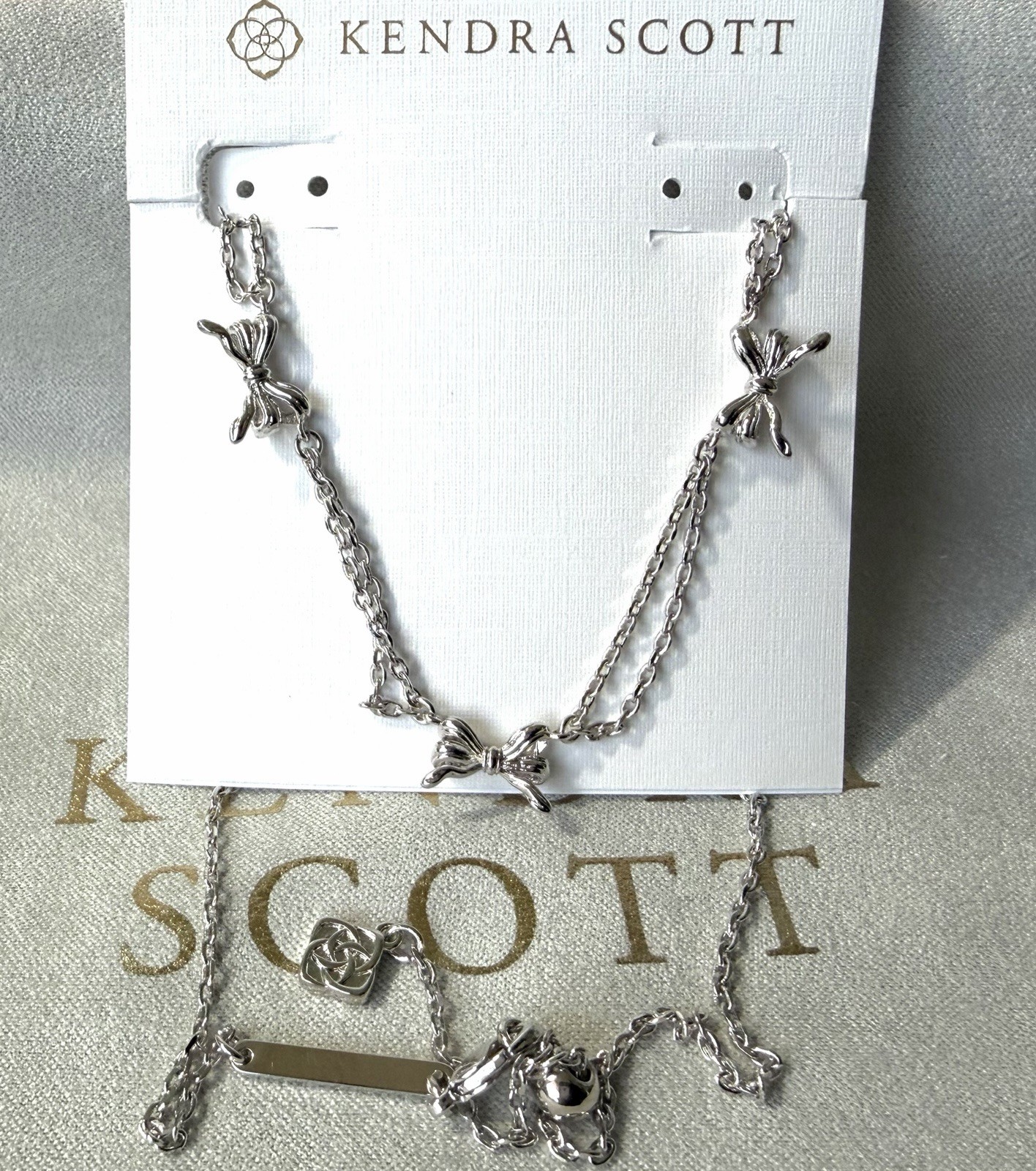 ✨New $85✨ Kendra Scott ✨Bow Sliver Plated Strand Necklace B17