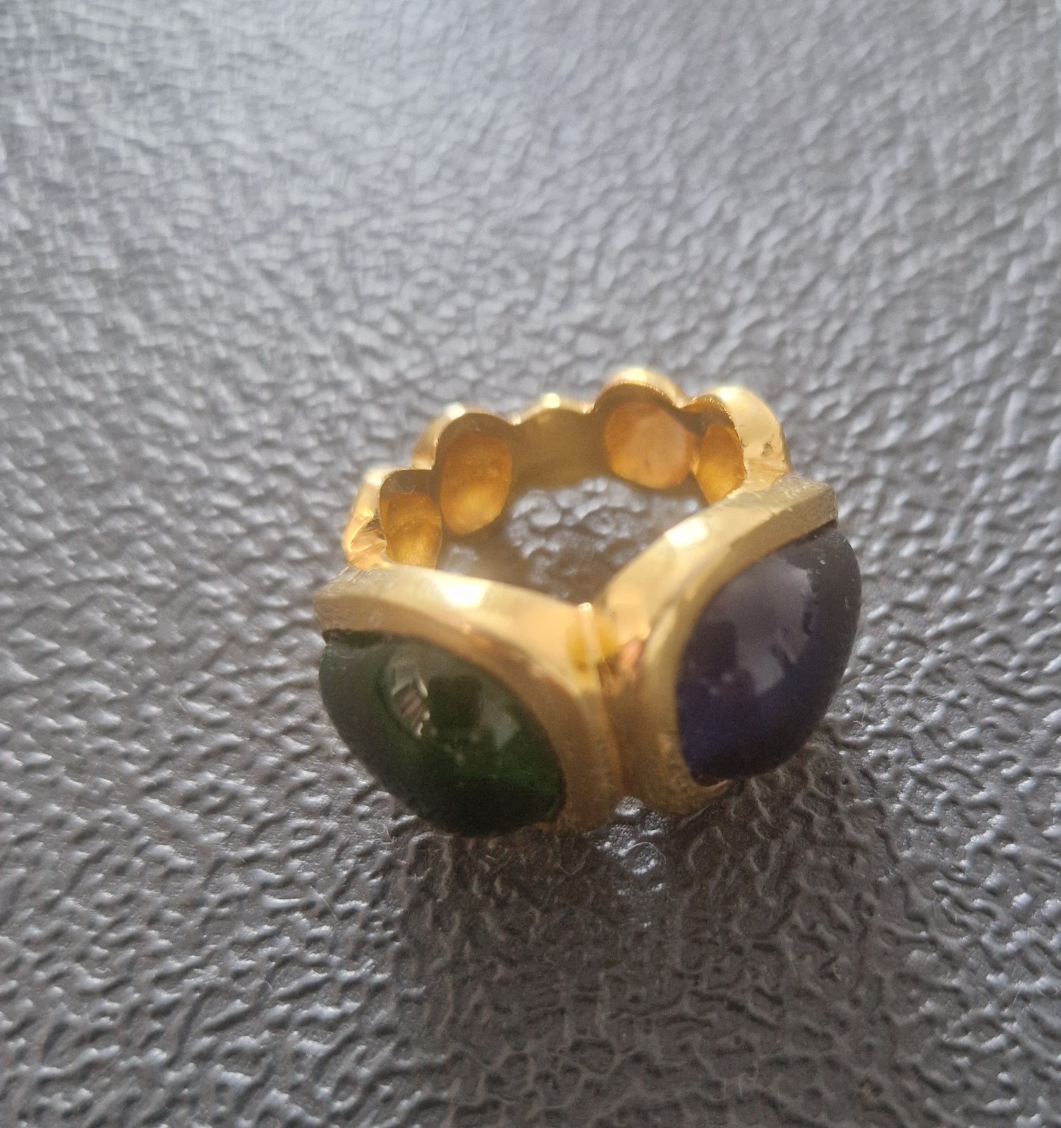 Rare Vintage Yves Saint Laurent x Gripoix Gold-Tone Ring – Size EU 56 / US 6-6.5