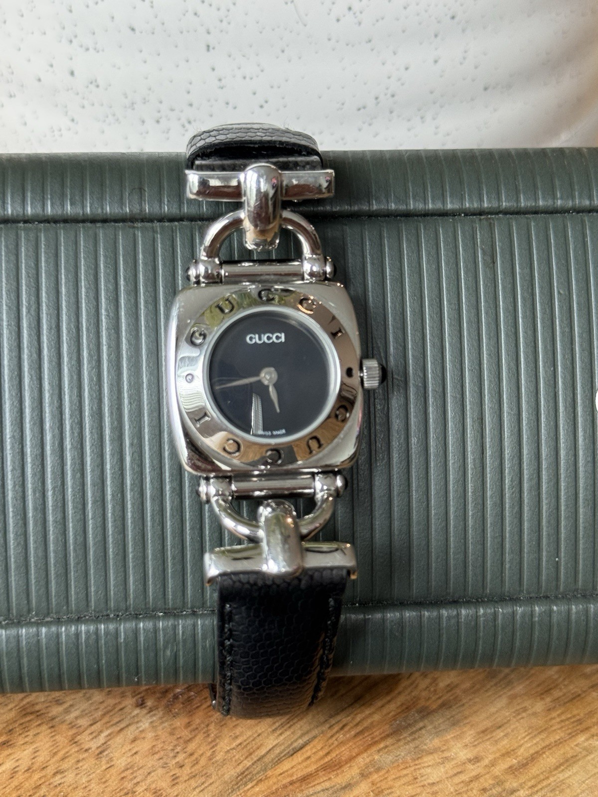 Vintage Gucci Silver and Black Round Dial Link Bracelet Watch with Box & Papers