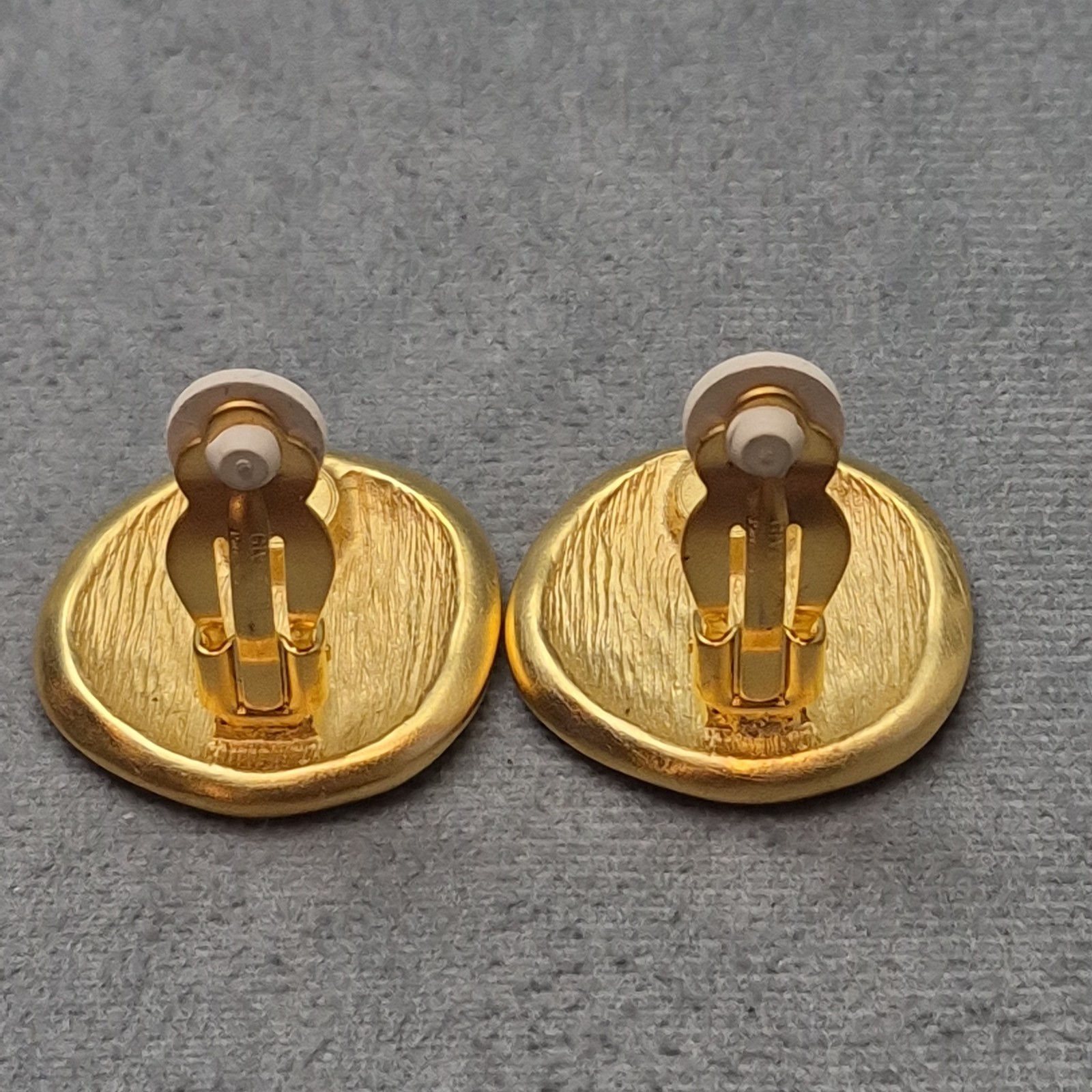 GIVENCHY Vintage Clip On Earrings 4G Logo Brushed Gold Satin Matte Chunky Signed