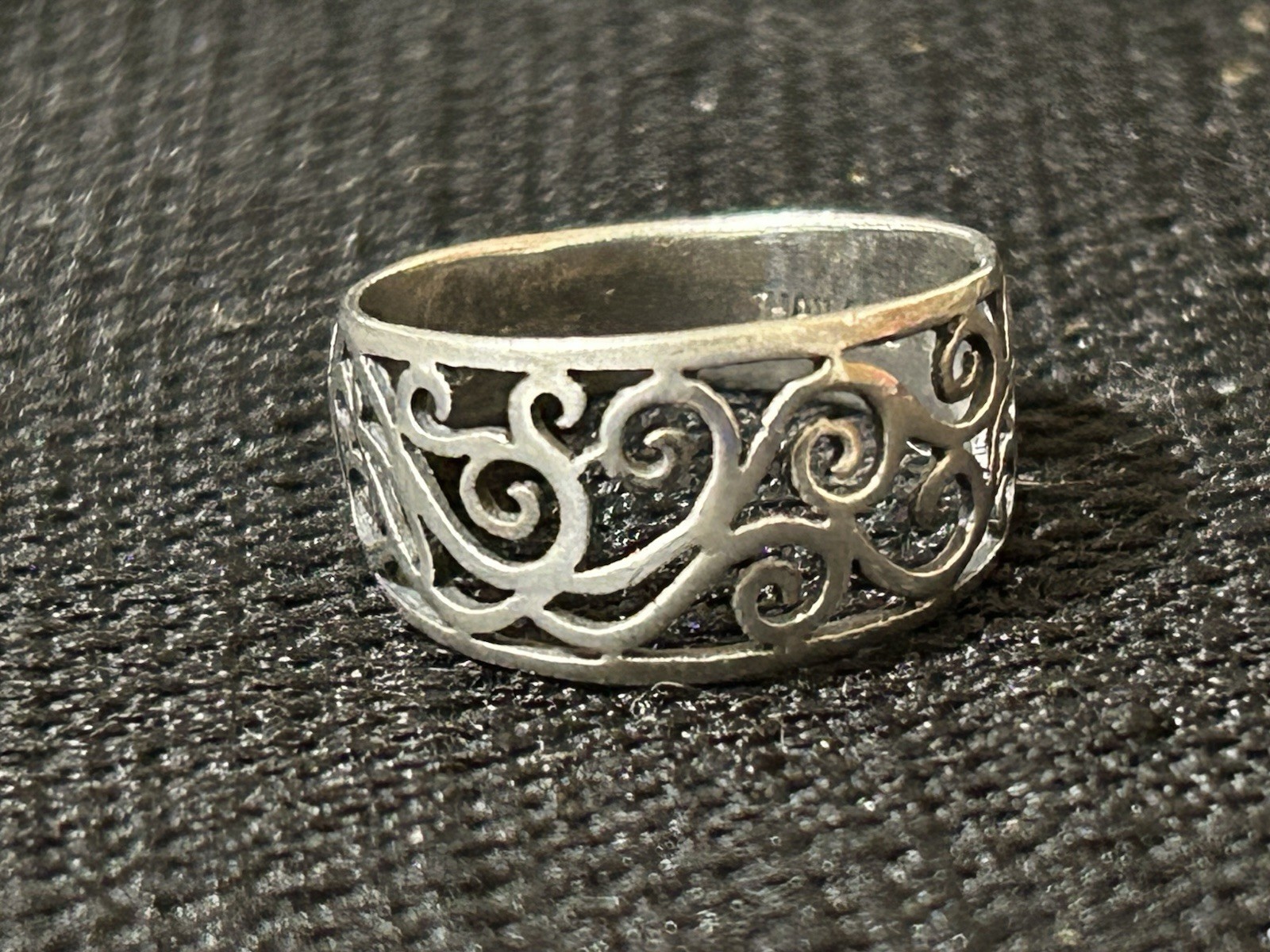 Vintage NF 925 Thailand Sterling Silver Scroll Filigree Band Ring Size 6